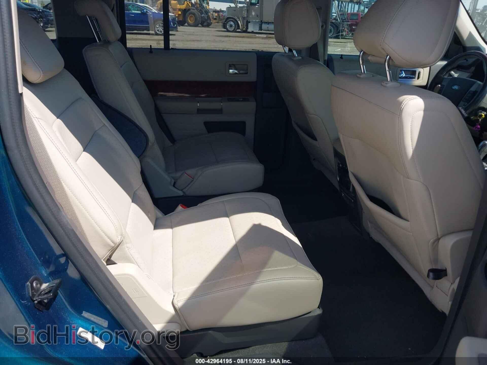 2011 FORD FLEX - VIN: 2FMGK5DC1BBD00606 - Photo 8