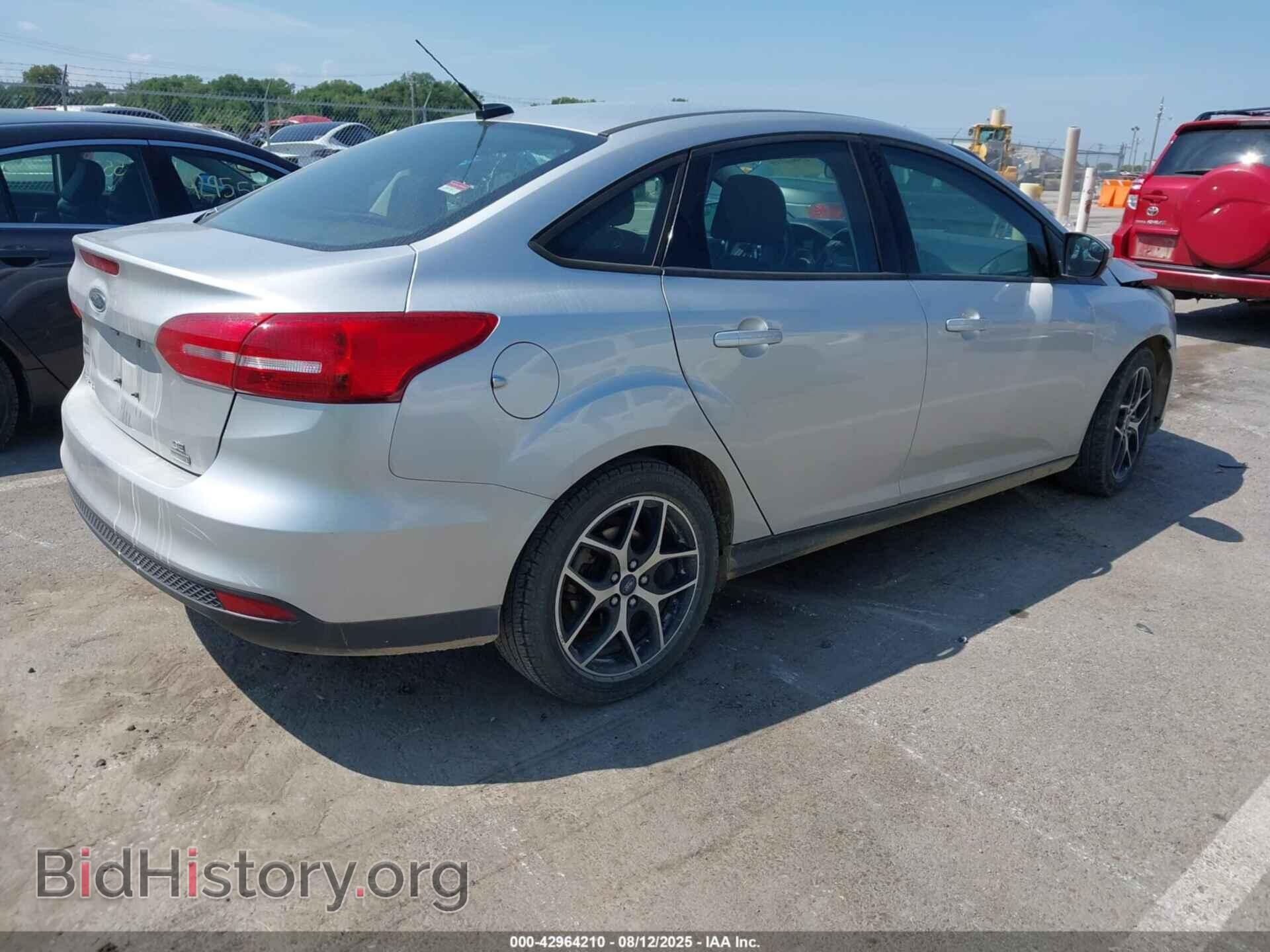 2017 FORD FOCUS - VIN: 1FADP3FE2HL236103 - Photo 4