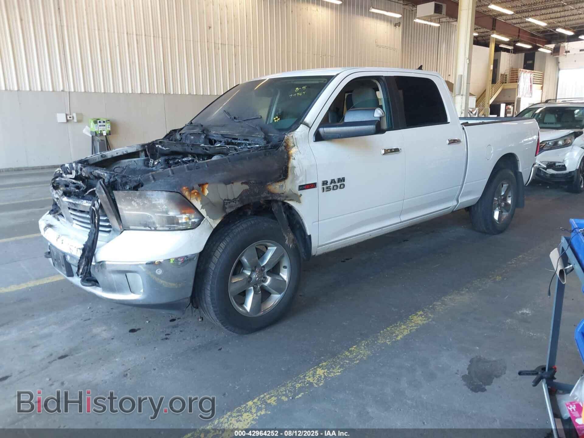 2017 RAM 1500 - VIN: 1C6RR7TM8HS522239 - Photo 2