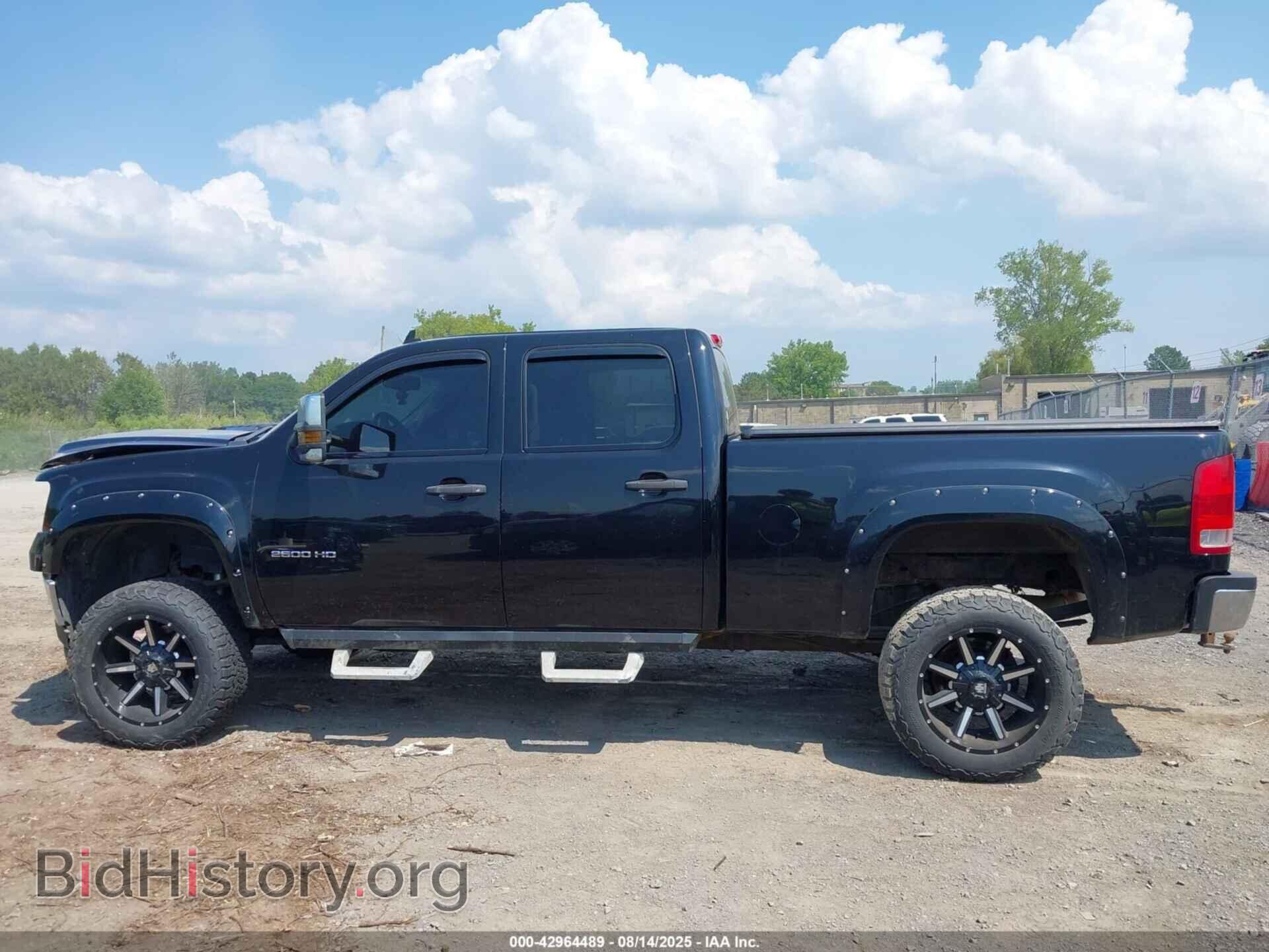 2011 GMC SIERRA 2500HD - VIN: 1GT120C8XBF166915 - Фото 14