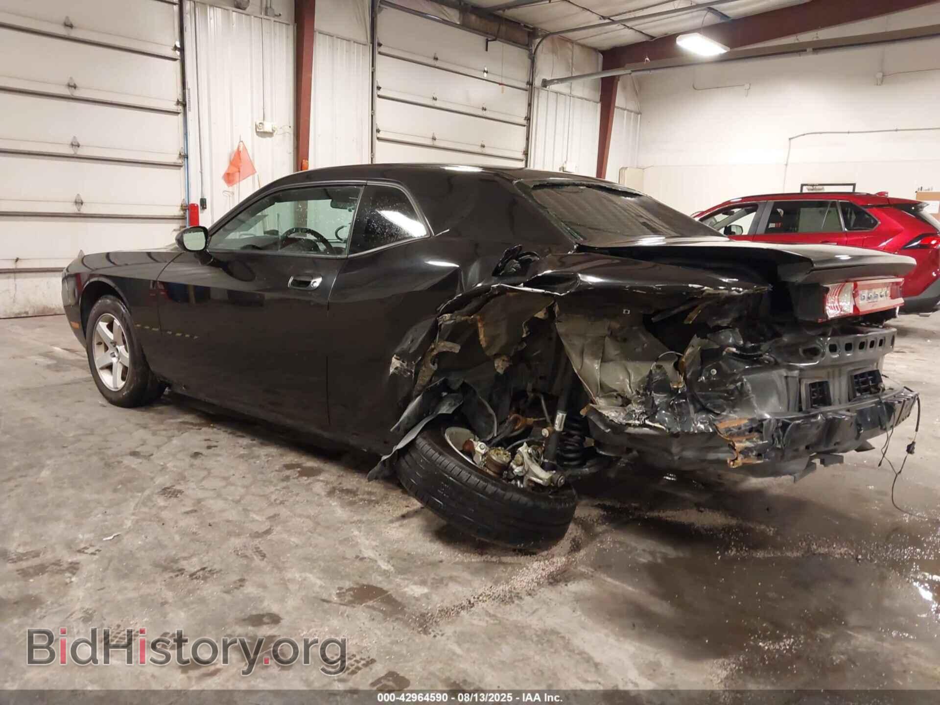 2010 DODGE CHALLENGER - VIN: 2B3CJ4DV8AH199708 - Photo 3