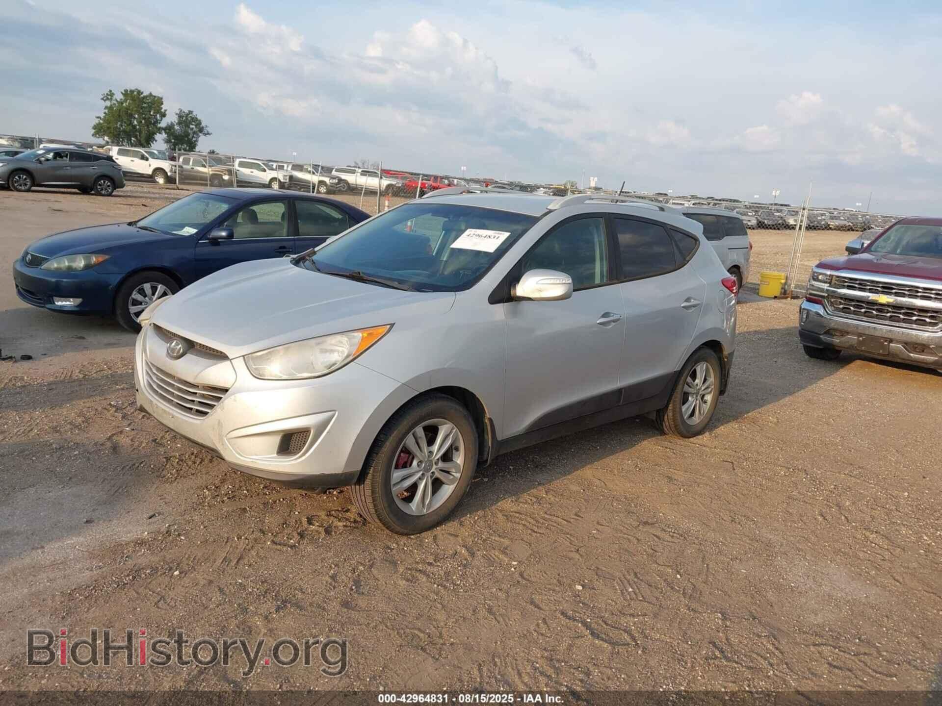 2012 HYUNDAI TUCSON - VIN: KM8JUCAC0CU454065 - Фото 2