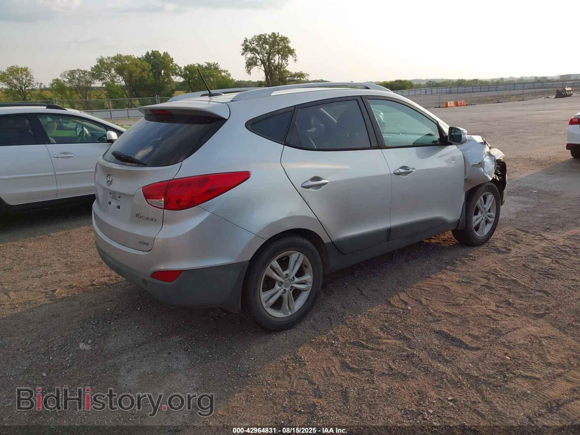 2012 HYUNDAI TUCSON - VIN: KM8JUCAC0CU454065 - Фото 4