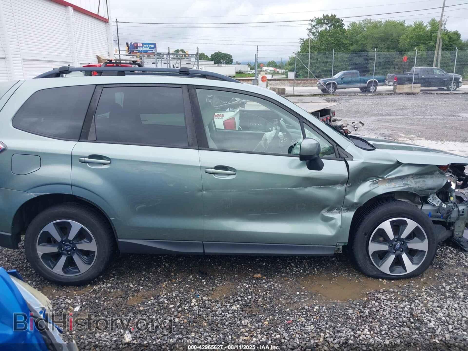 2017 SUBARU FORESTER - VIN: JF2SJAEC6HH586359 - Фото 13