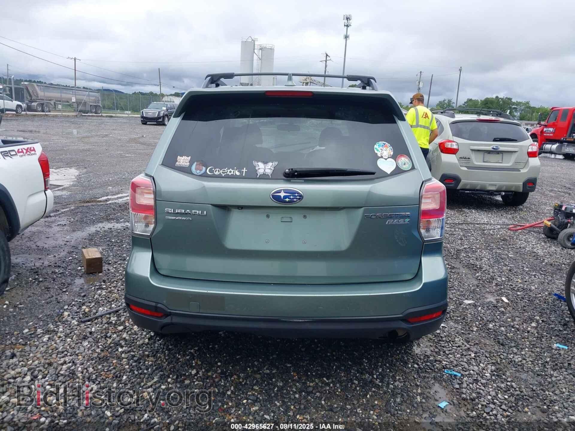 2017 SUBARU FORESTER - VIN: JF2SJAEC6HH586359 - Фото 16