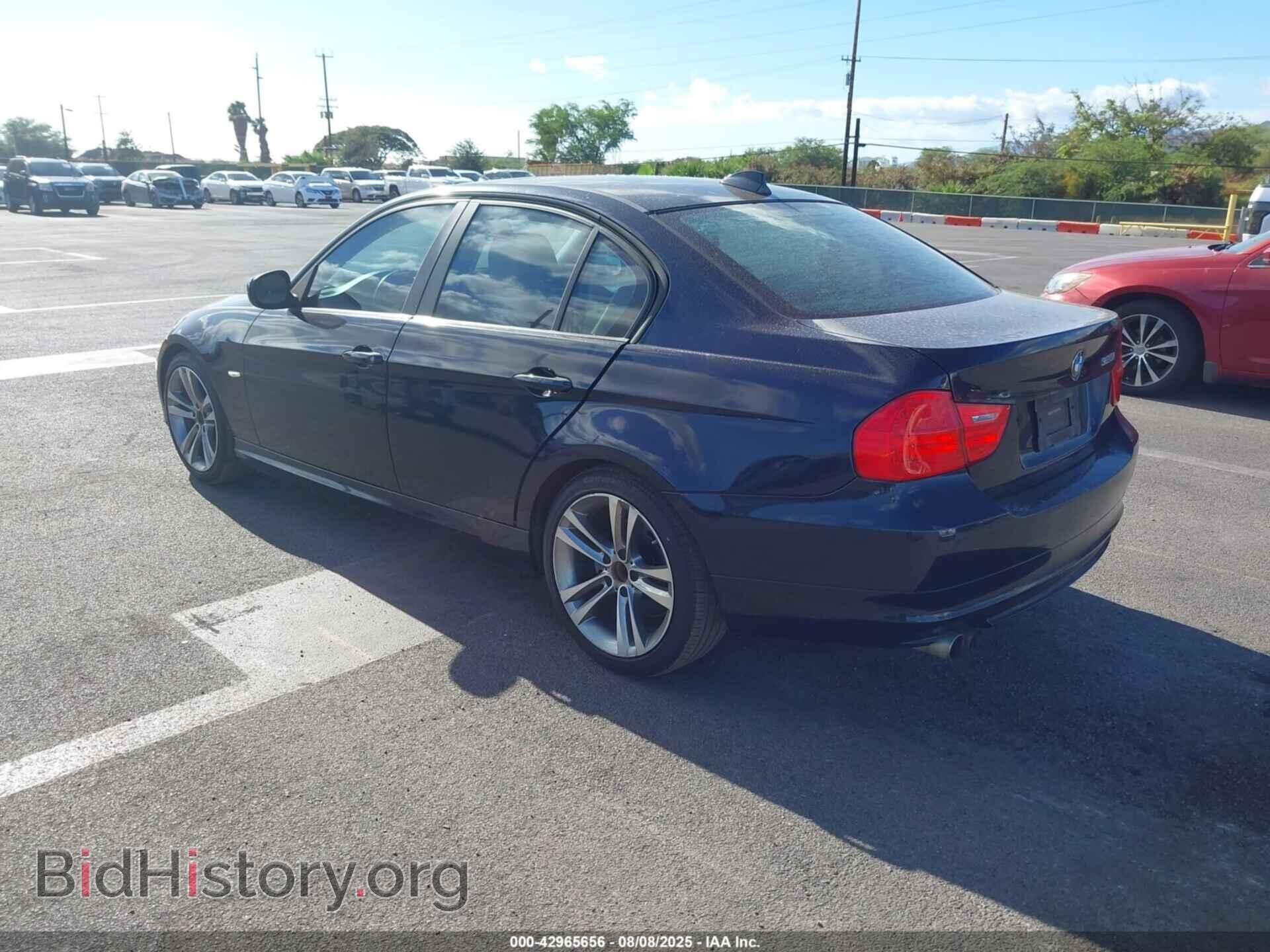 2010 BMW 328I - VIN: WBAPH5C51AA438983 - Фото 3