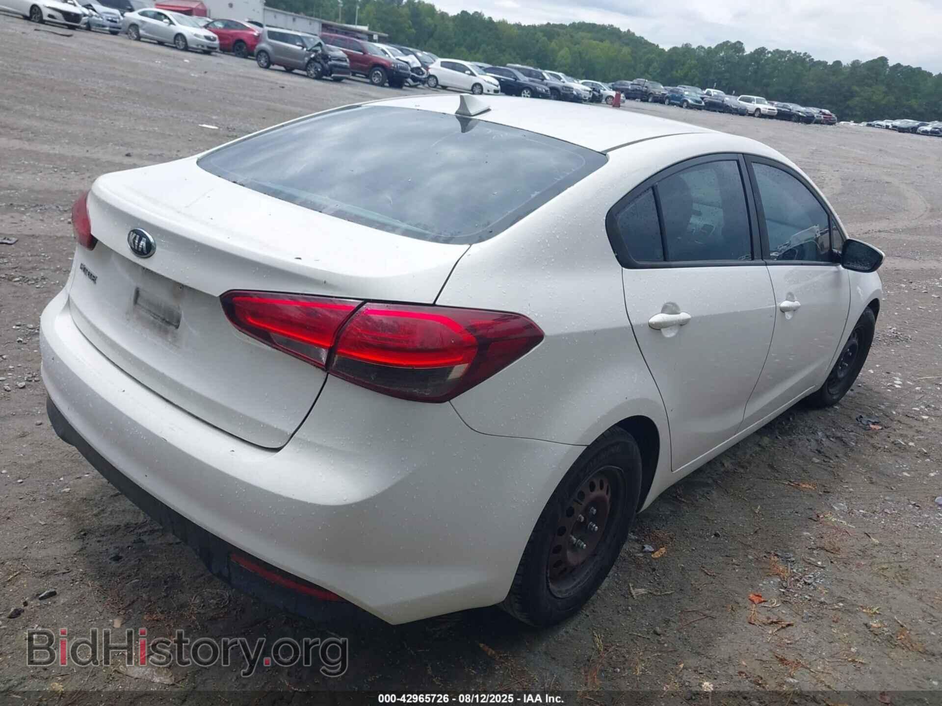 2017 KIA FORTE - VIN: 3KPFK4A74HE110852 - Фото 4