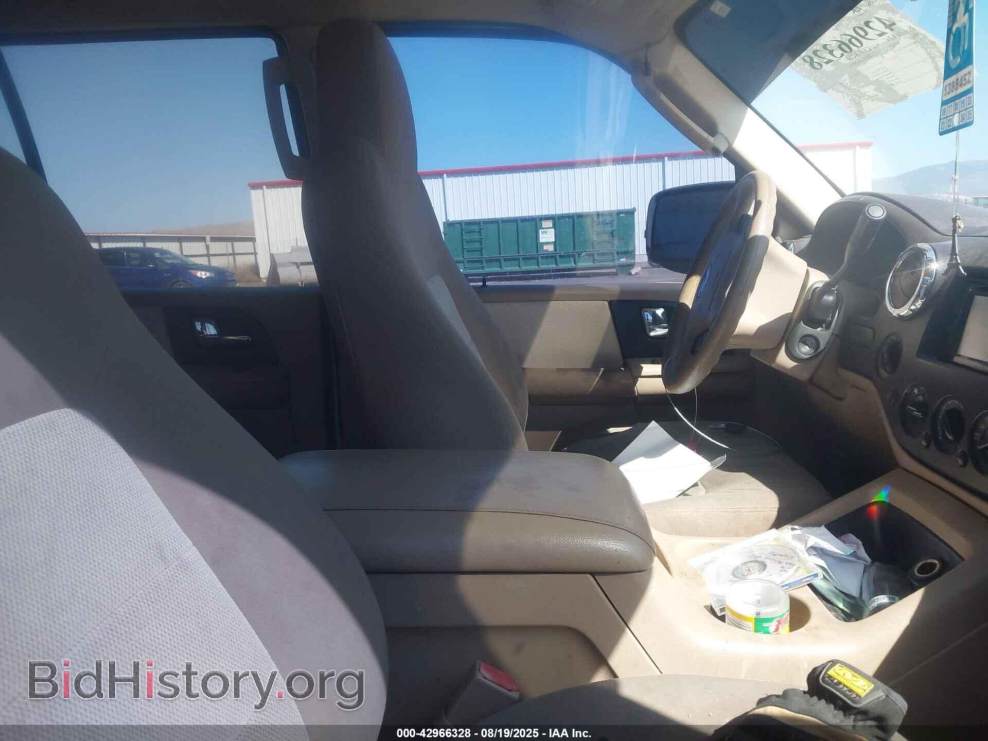 2006 FORD EXPEDITION - VIN: 1FMPU16596LA32749 - Фото 5