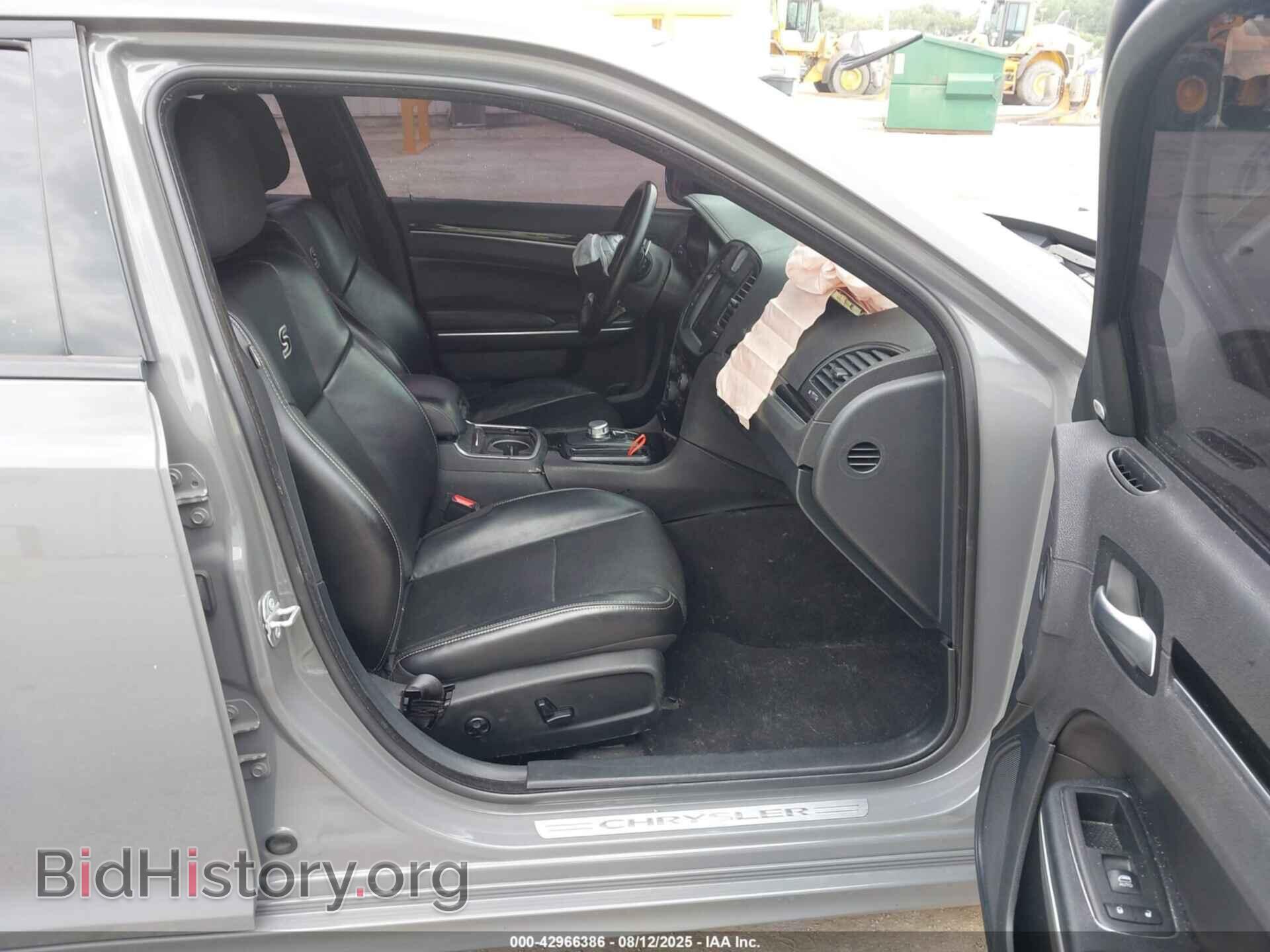 2018 CHRYSLER 300 - VIN: 2C3CCAGG5JH168554 - Фото 5