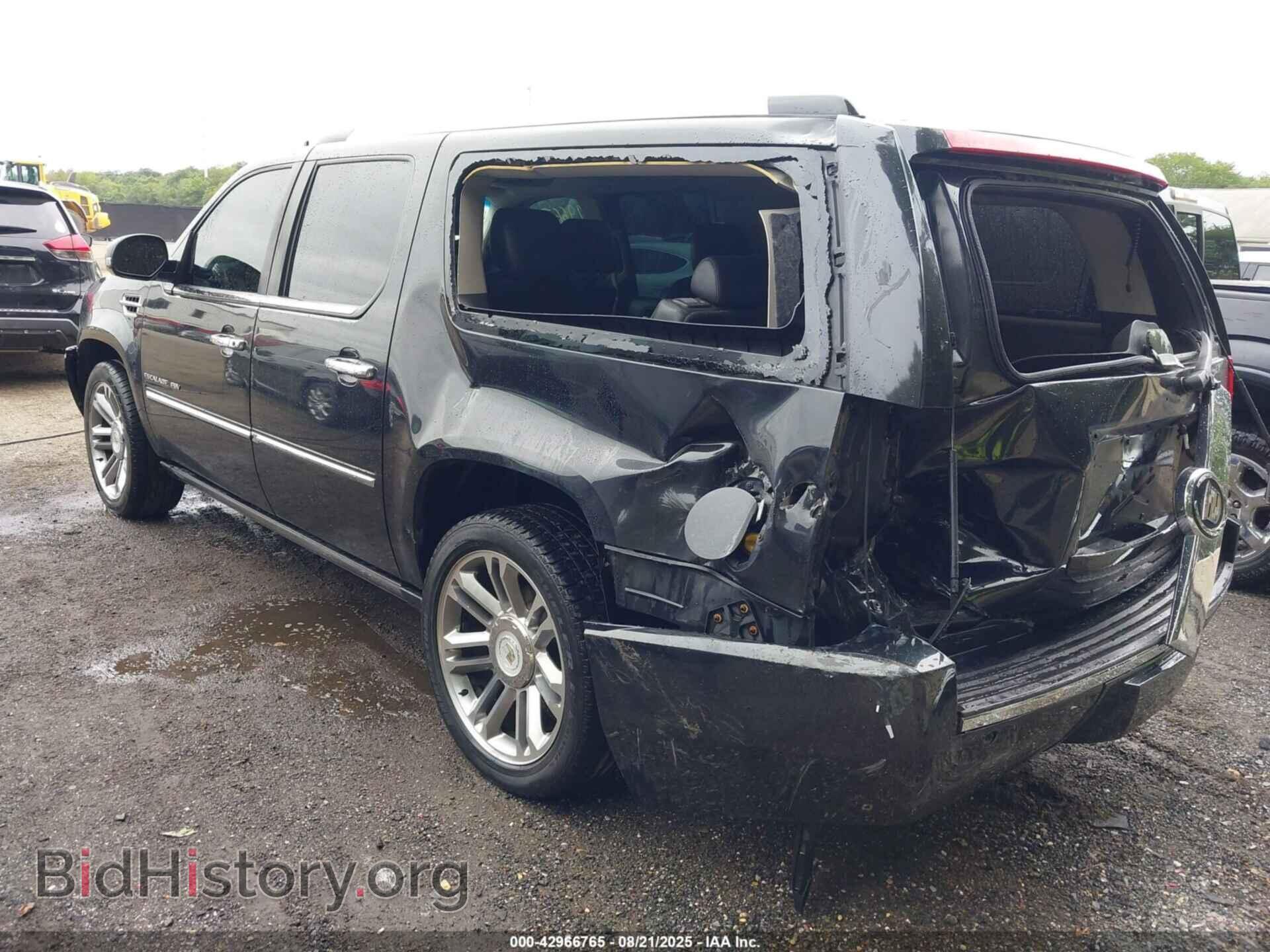 2011 CADILLAC ESCALADE ESV - VIN: 1GYS4JEF8BR305528 - Фото 3
