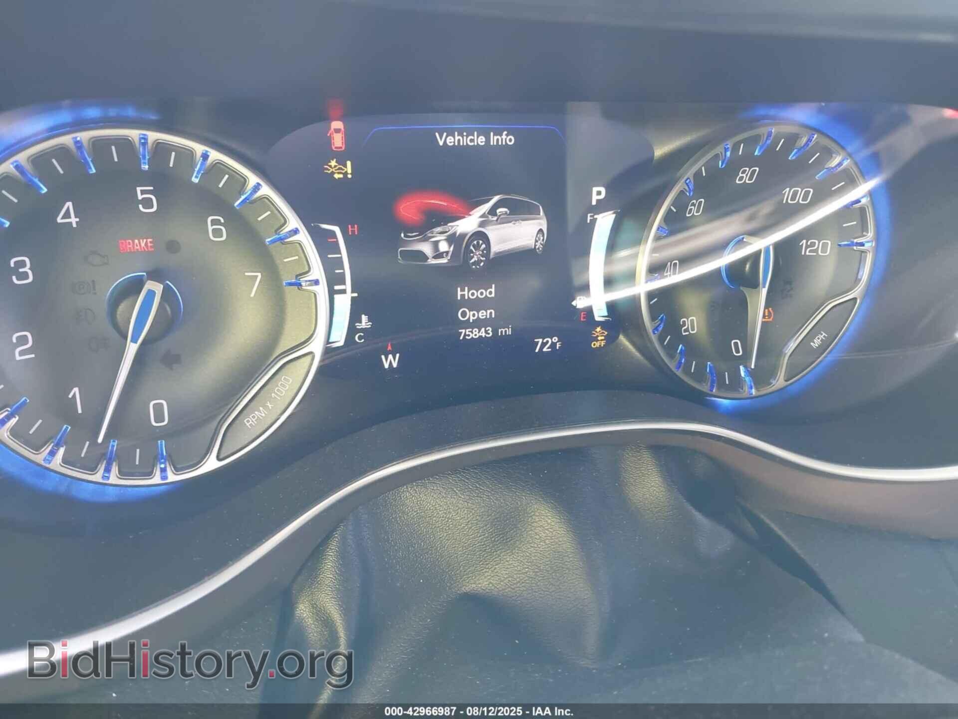 2017 CHRYSLER PACIFICA - VIN: 2C4RC1EG1HR542638 - Photo 7
