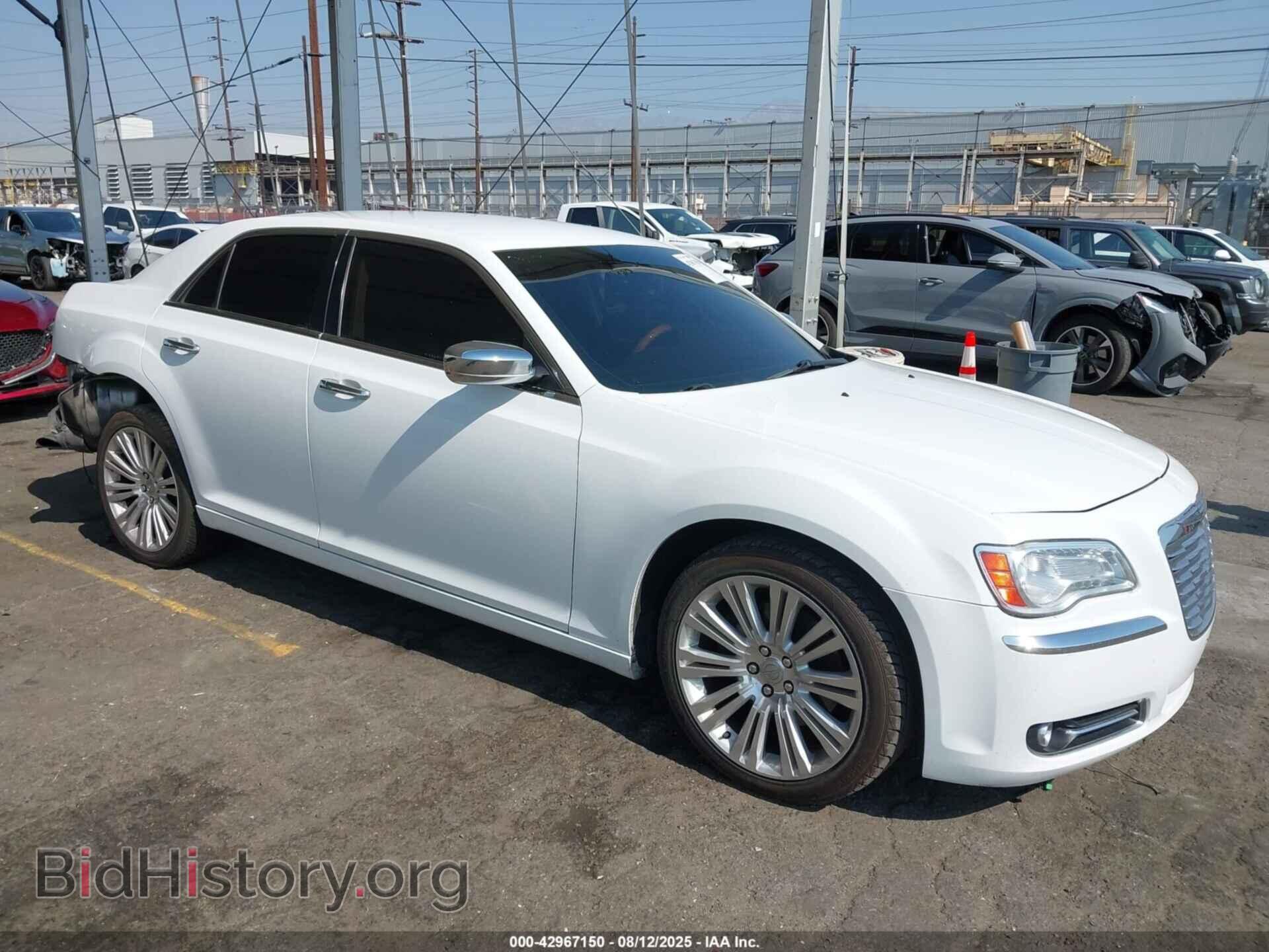 Фотография 2C3CCAET8DH727793 - CHRYSLER 300C 2013