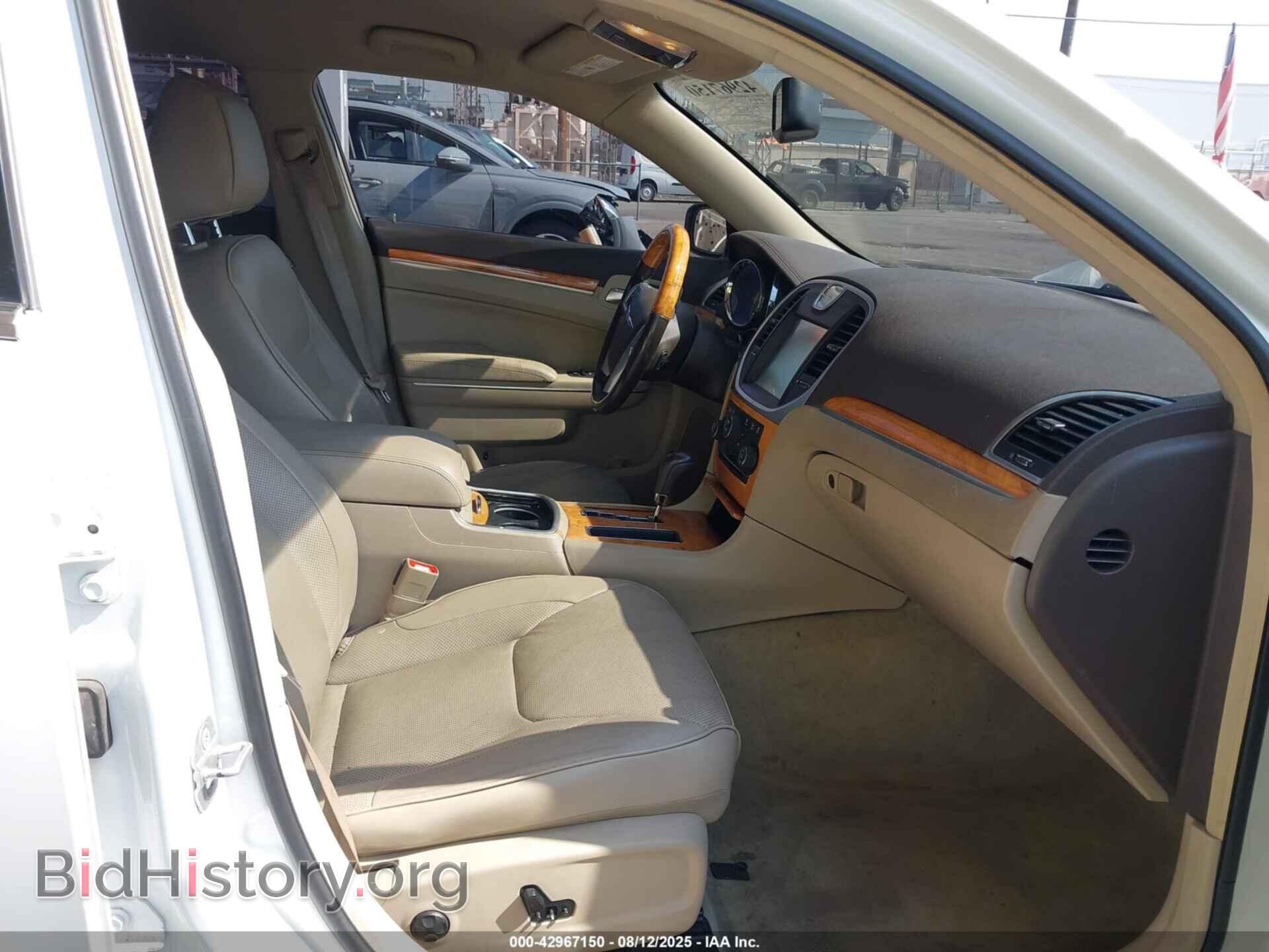 2013 CHRYSLER 300C - VIN: 2C3CCAET8DH727793 - Фото 5