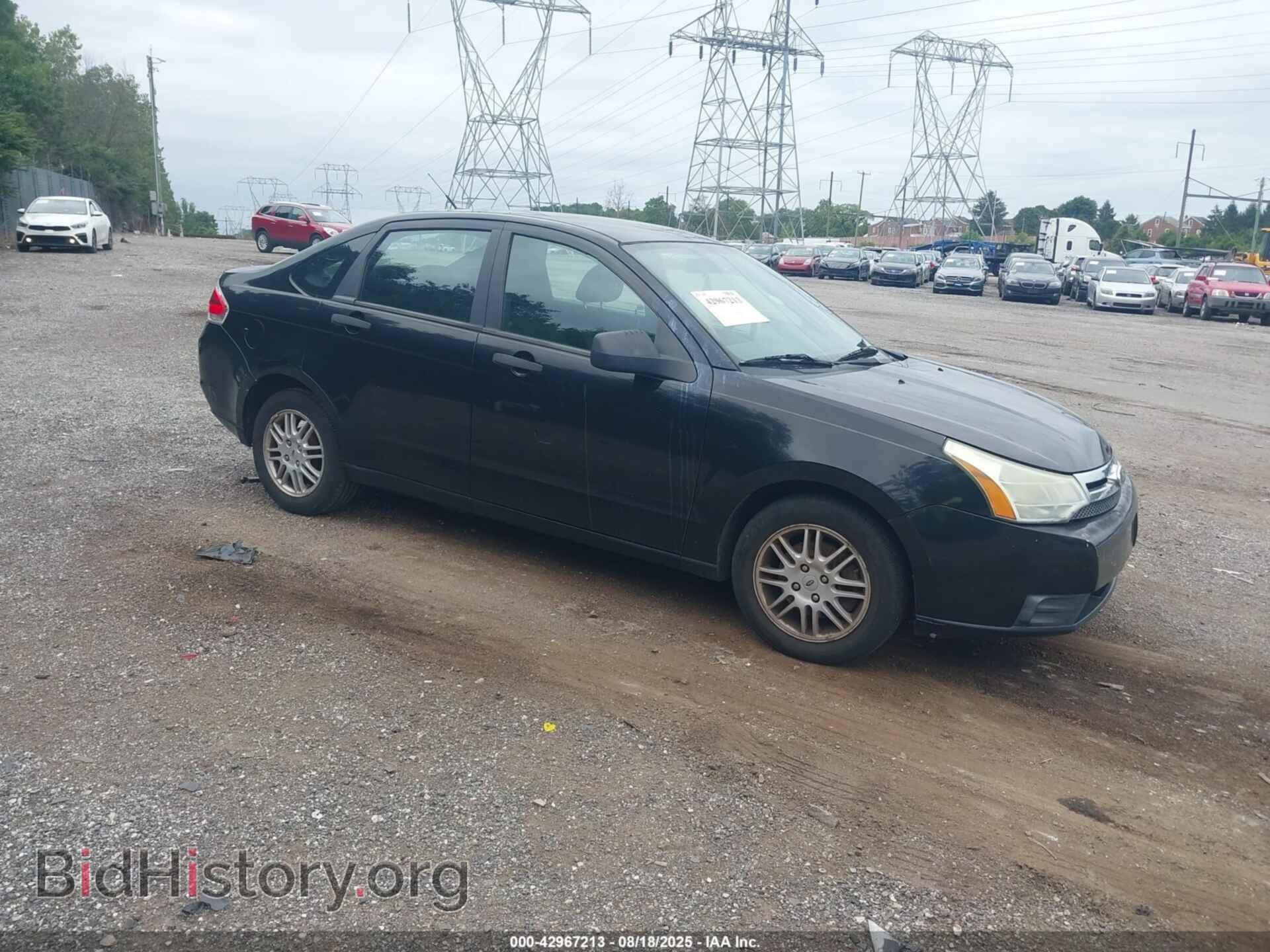 Photo 1FAHP3FN2BW158834 - FORD FOCUS 2011