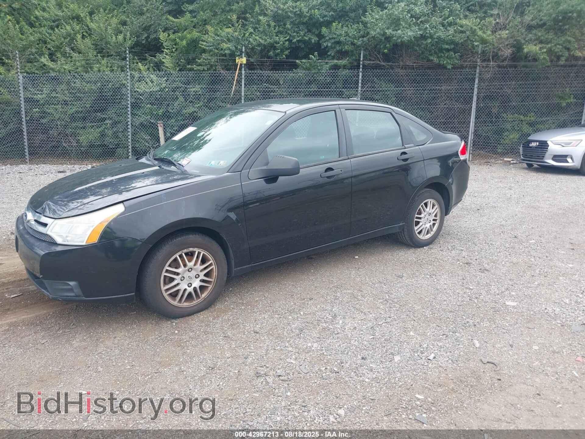 2011 FORD FOCUS - VIN: 1FAHP3FN2BW158834 - Фото 2
