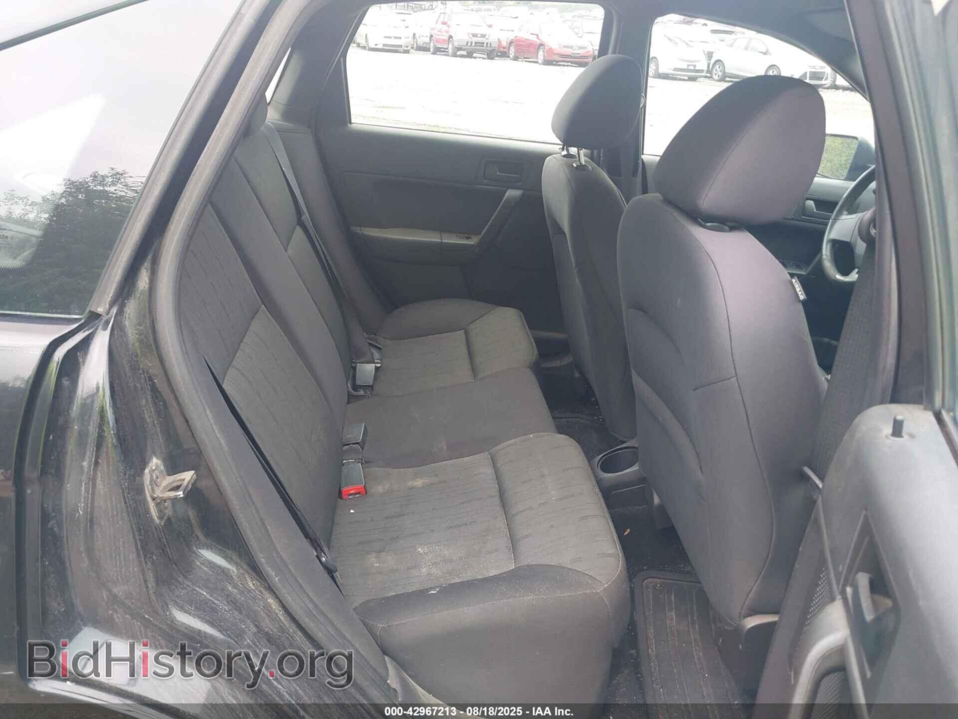 2011 FORD FOCUS - VIN: 1FAHP3FN2BW158834 - Фото 8