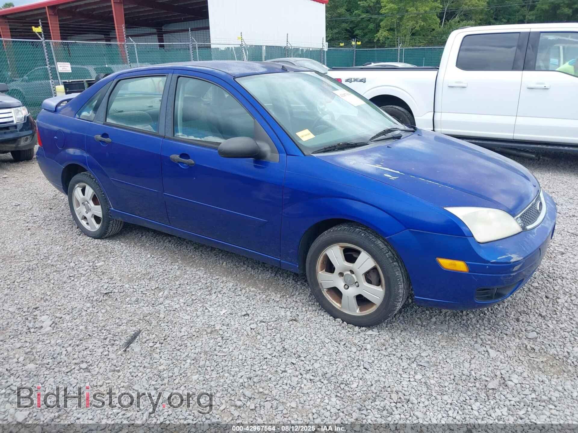 Photo 1FAFP34N75W164823 - FORD FOCUS 2005