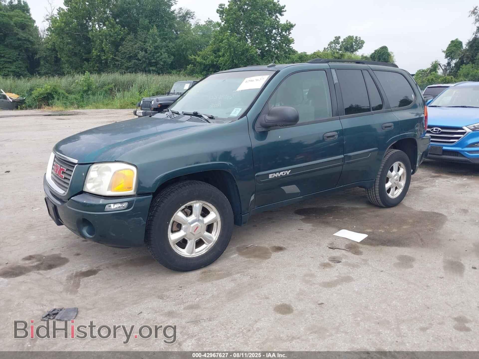2005 GMC ENVOY - VIN: 1GKDT13S652160962 - Фото 2