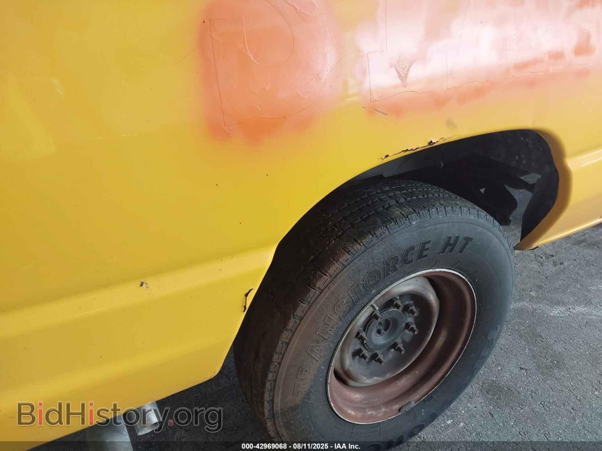 2011 FORD E-250 - VIN: 1FTNE2ELXBDA13663 - Photo 12