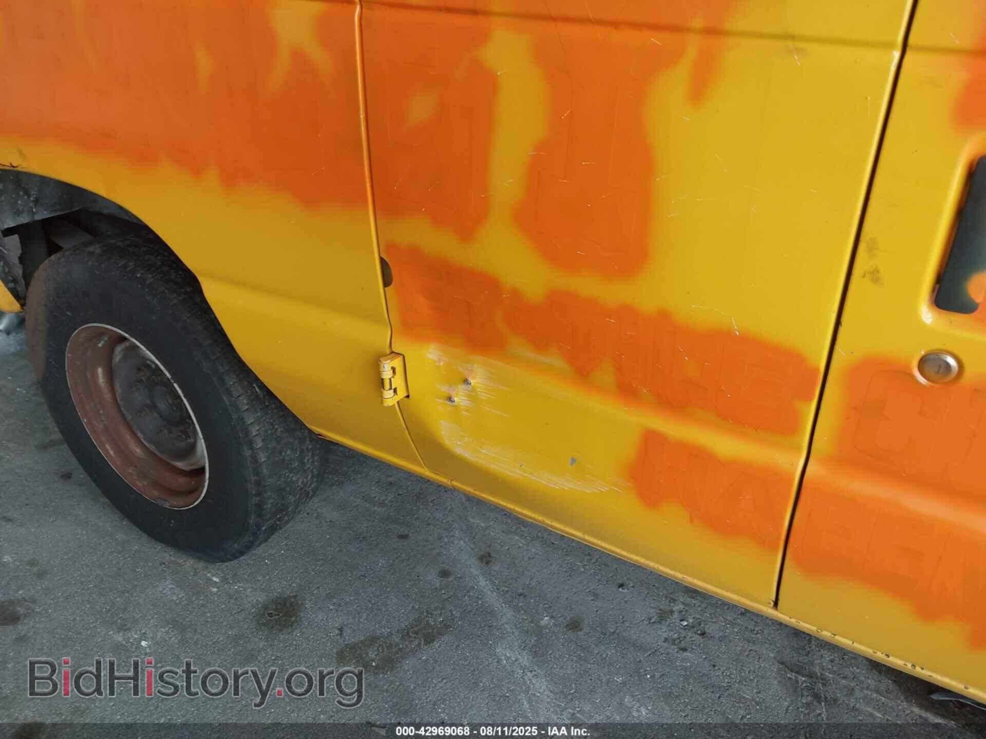 2011 FORD E-250 - VIN: 1FTNE2ELXBDA13663 - Photo 6