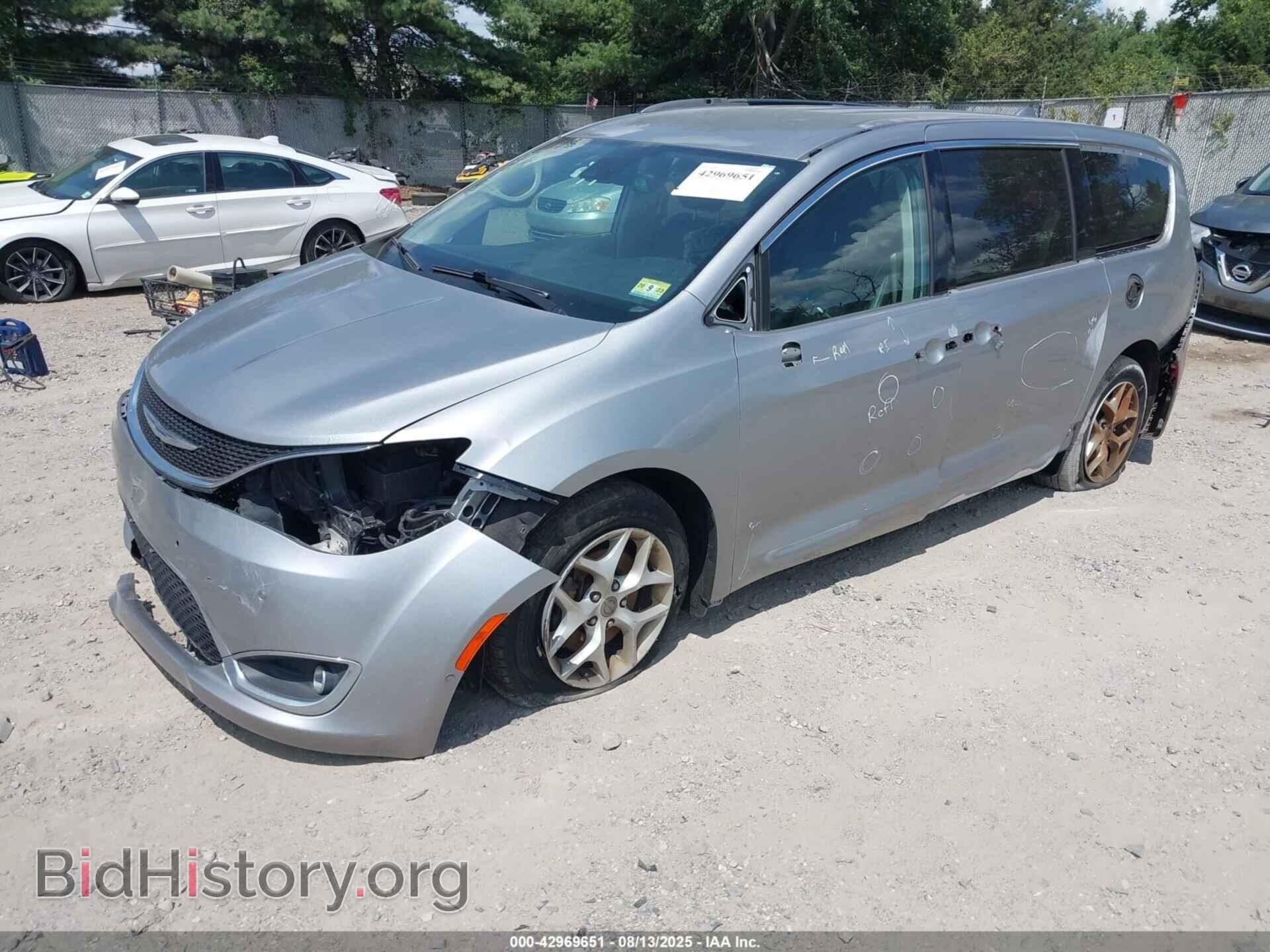 2017 CHRYSLER PACIFICA - VIN: 2C4RC1EG6HR541341 - Фото 2