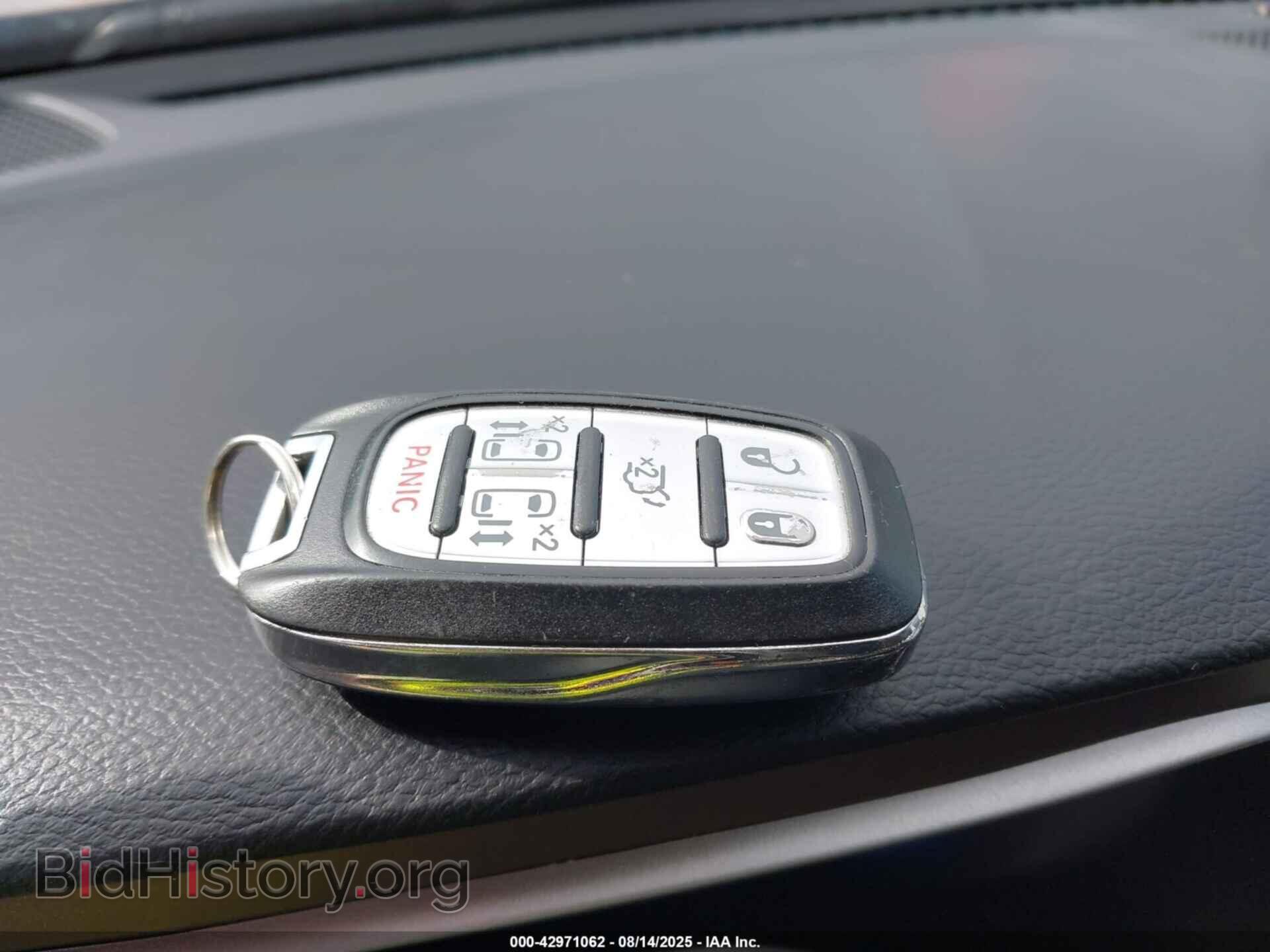 2017 CHRYSLER PACIFICA - VIN: 2C4RC1DG5HR577507 - Photo 11