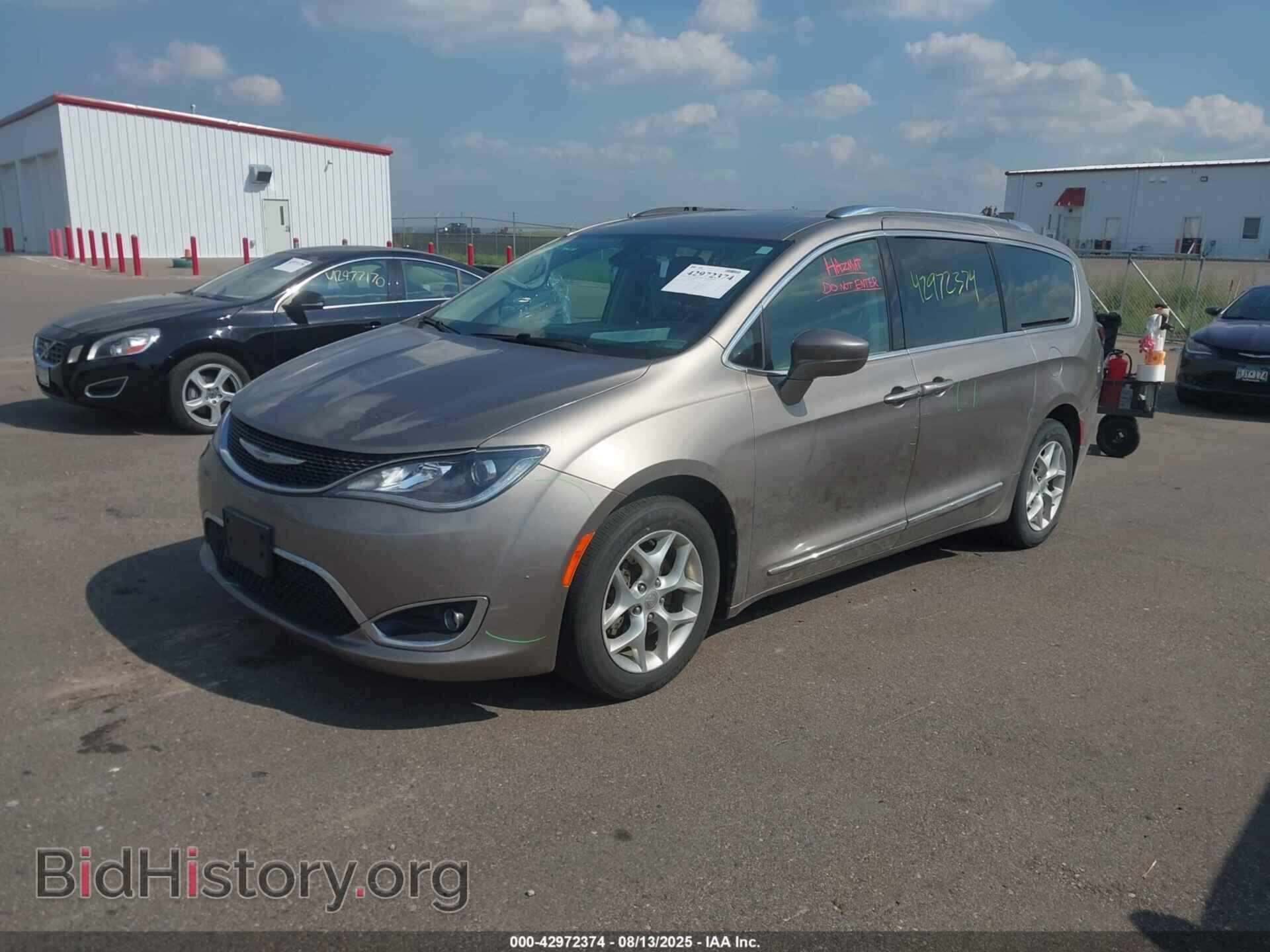 2017 CHRYSLER PACIFICA - VIN: 2C4RC1EG6HR659227 - Photo 2