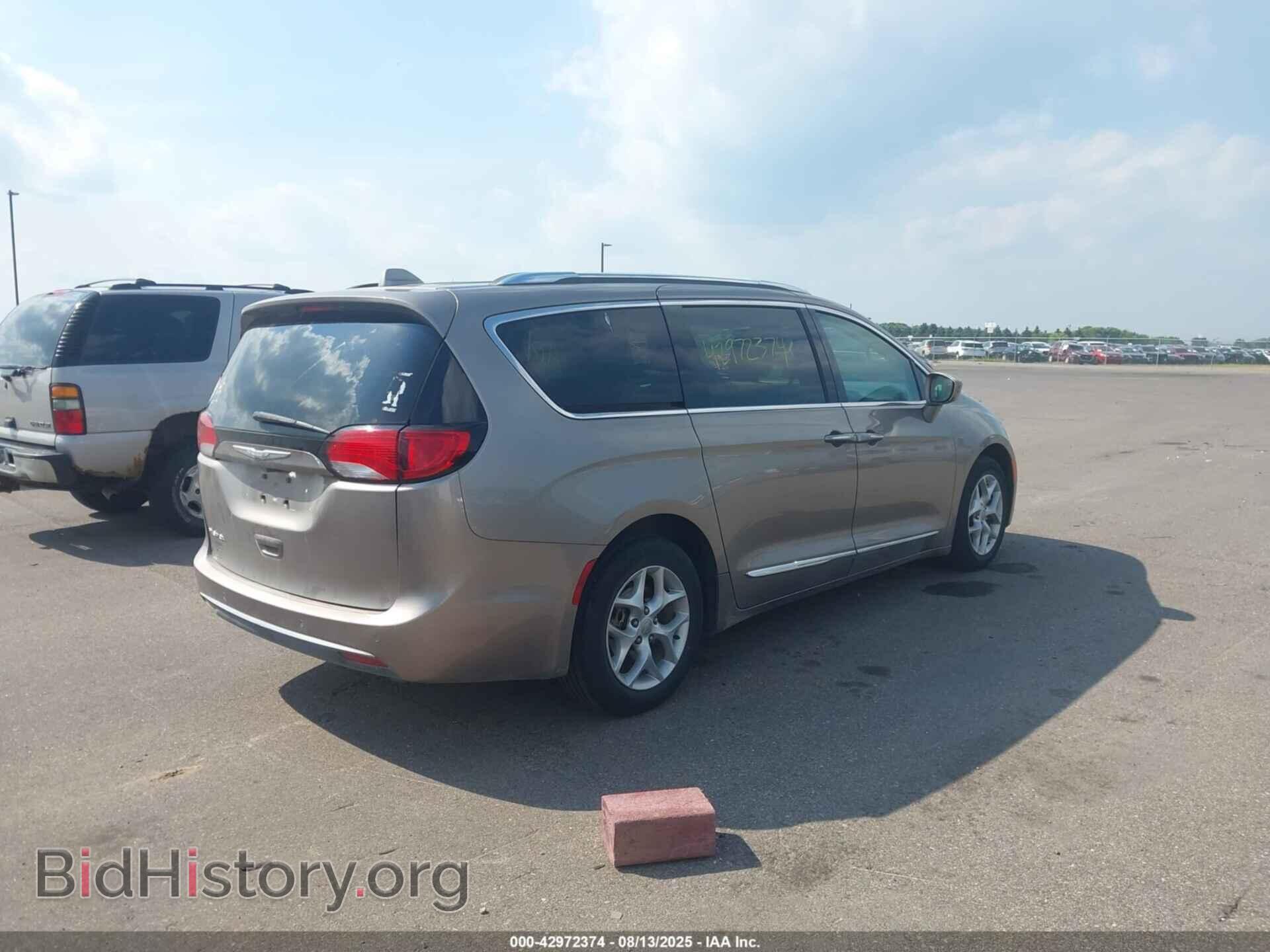 2017 CHRYSLER PACIFICA - VIN: 2C4RC1EG6HR659227 - Photo 4