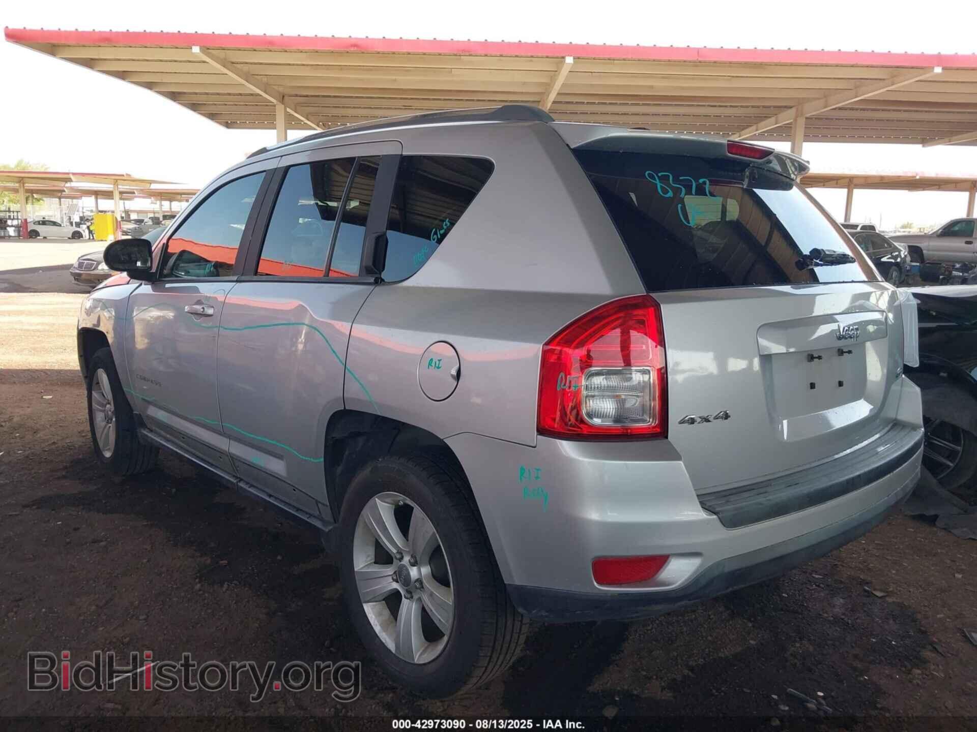 2012 JEEP COMPASS - VIN: 1C4NJDEB7CD667245 - Photo 3