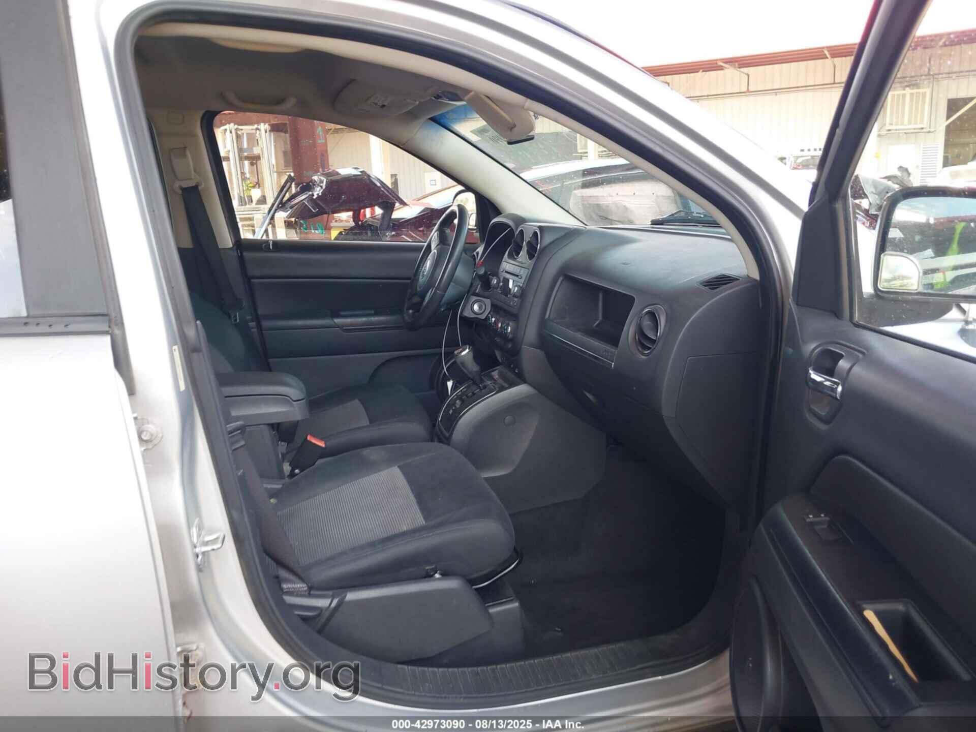 2012 JEEP COMPASS - VIN: 1C4NJDEB7CD667245 - Photo 5