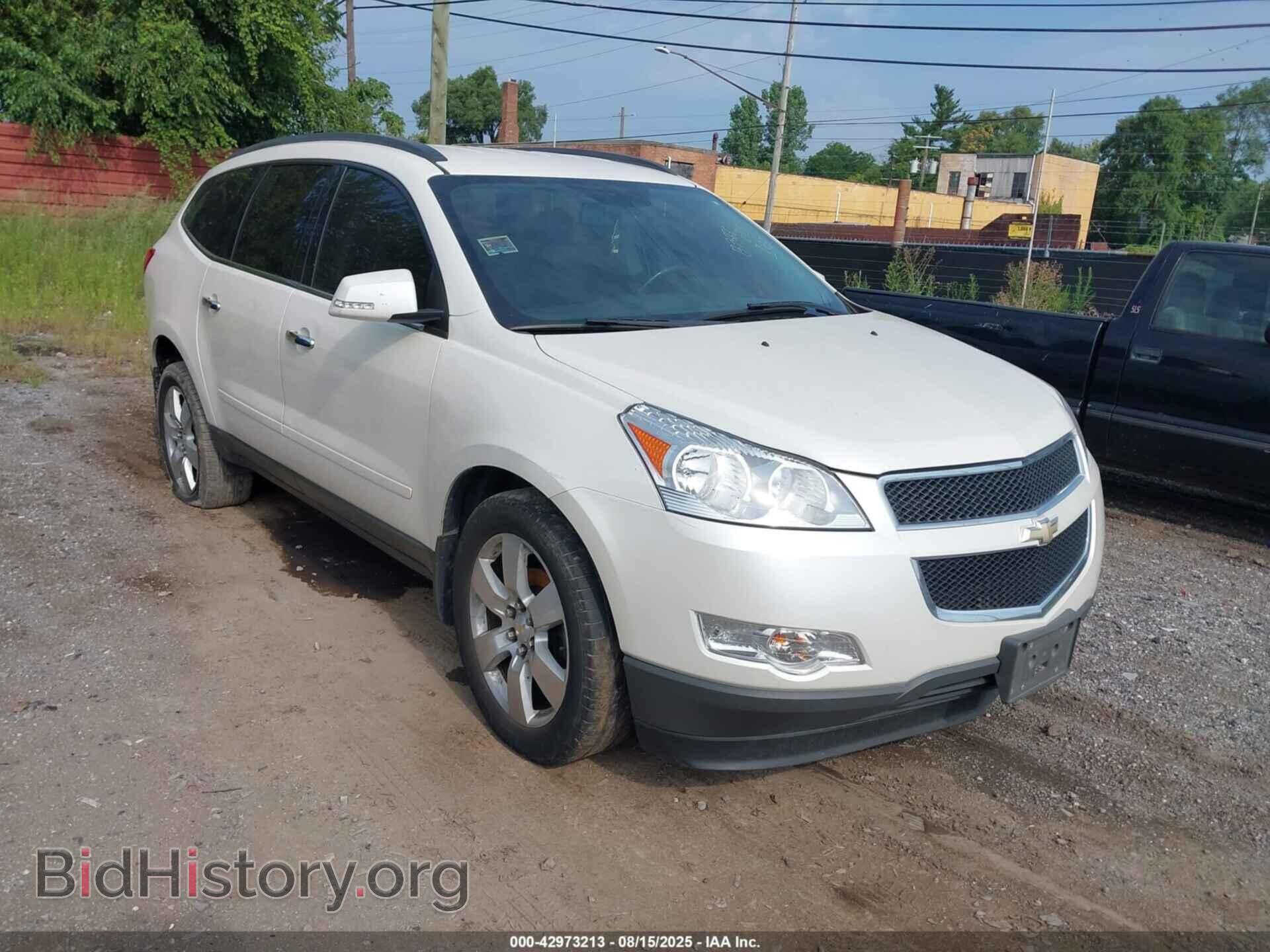 Фотография 1GNKRGED3CJ133666 - CHEVROLET TRAVERSE 2012