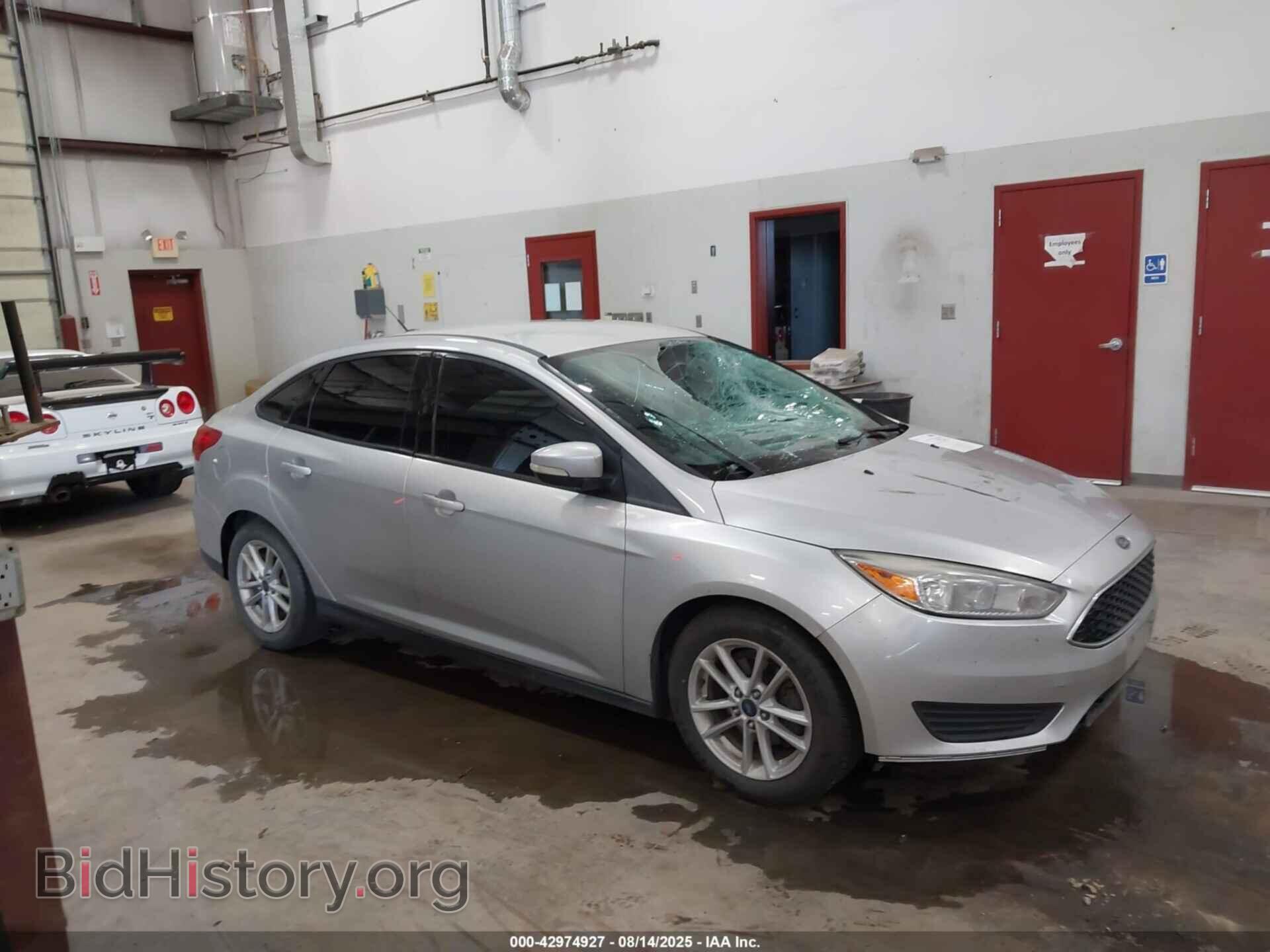 Photo 1FADP3F23HL314300 - FORD FOCUS 2017