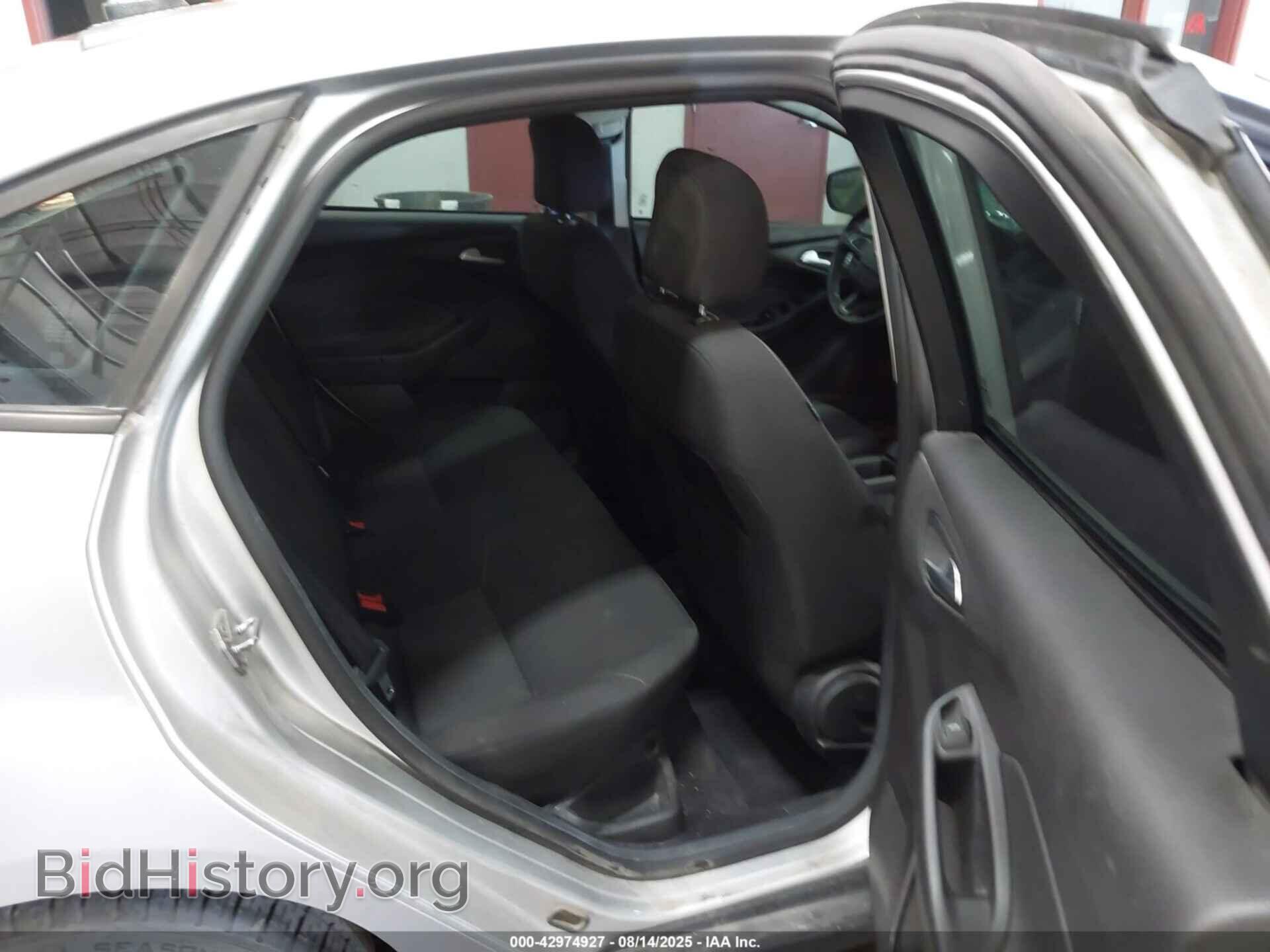 2017 FORD FOCUS - VIN: 1FADP3F23HL314300 - Photo 8