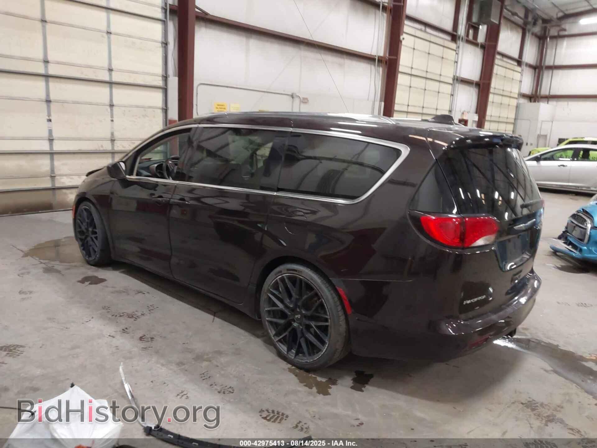 2018 CHRYSLER PACIFICA - VIN: 2C4RC1CG2JR274207 - Photo 3