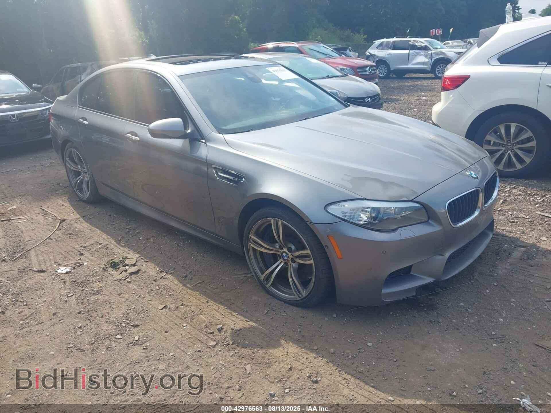 Photo WBSFV9C58DC773853 - BMW M5 2013