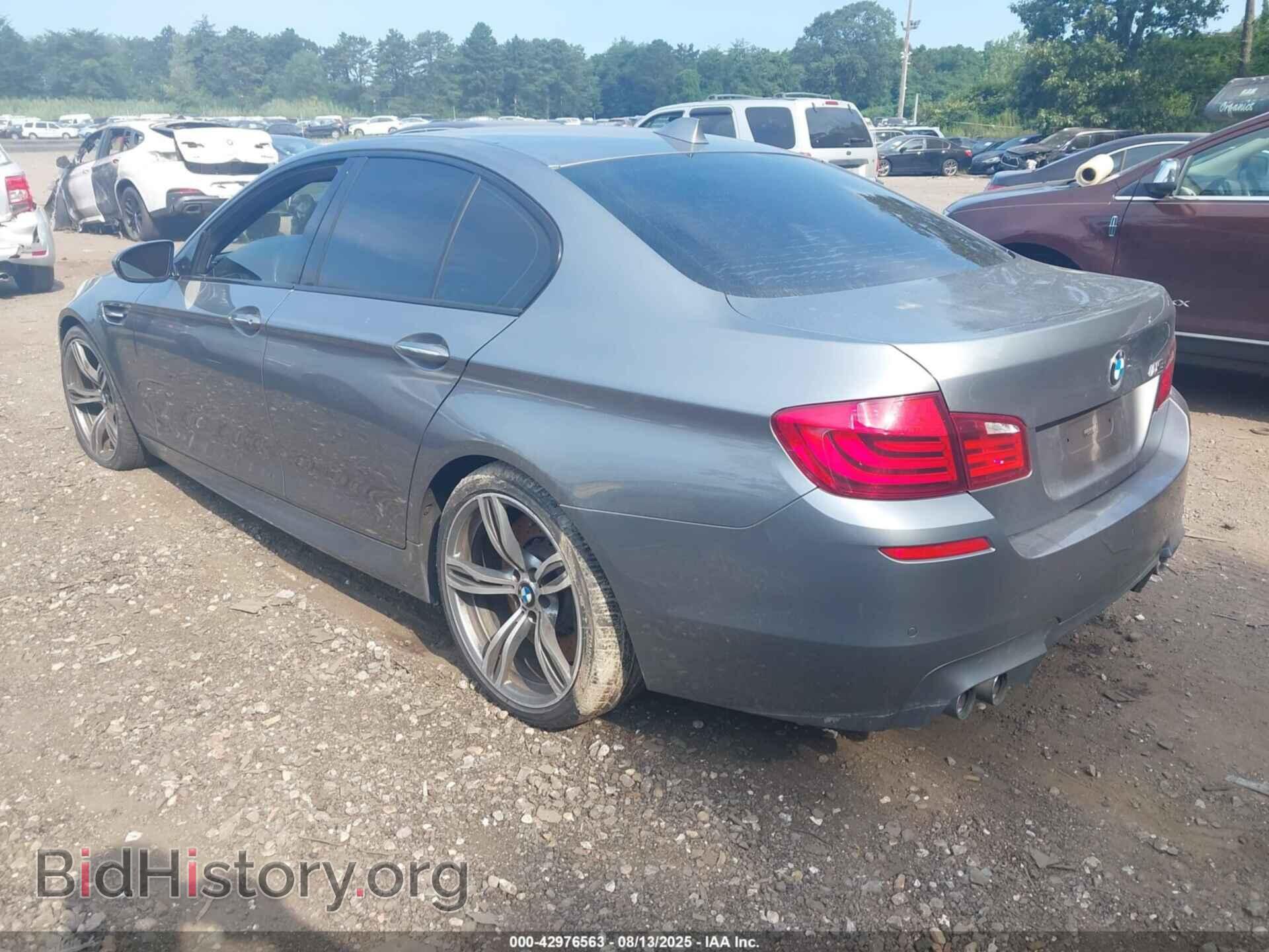 2013 BMW M5 - VIN: WBSFV9C58DC773853 - Фото 3