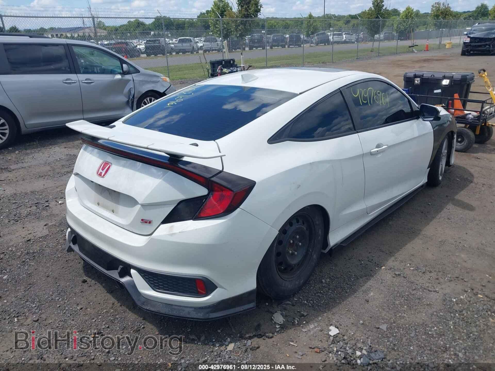 2017 HONDA CIVIC - VIN: 2HGFC3A58HH750543 - Фото 4