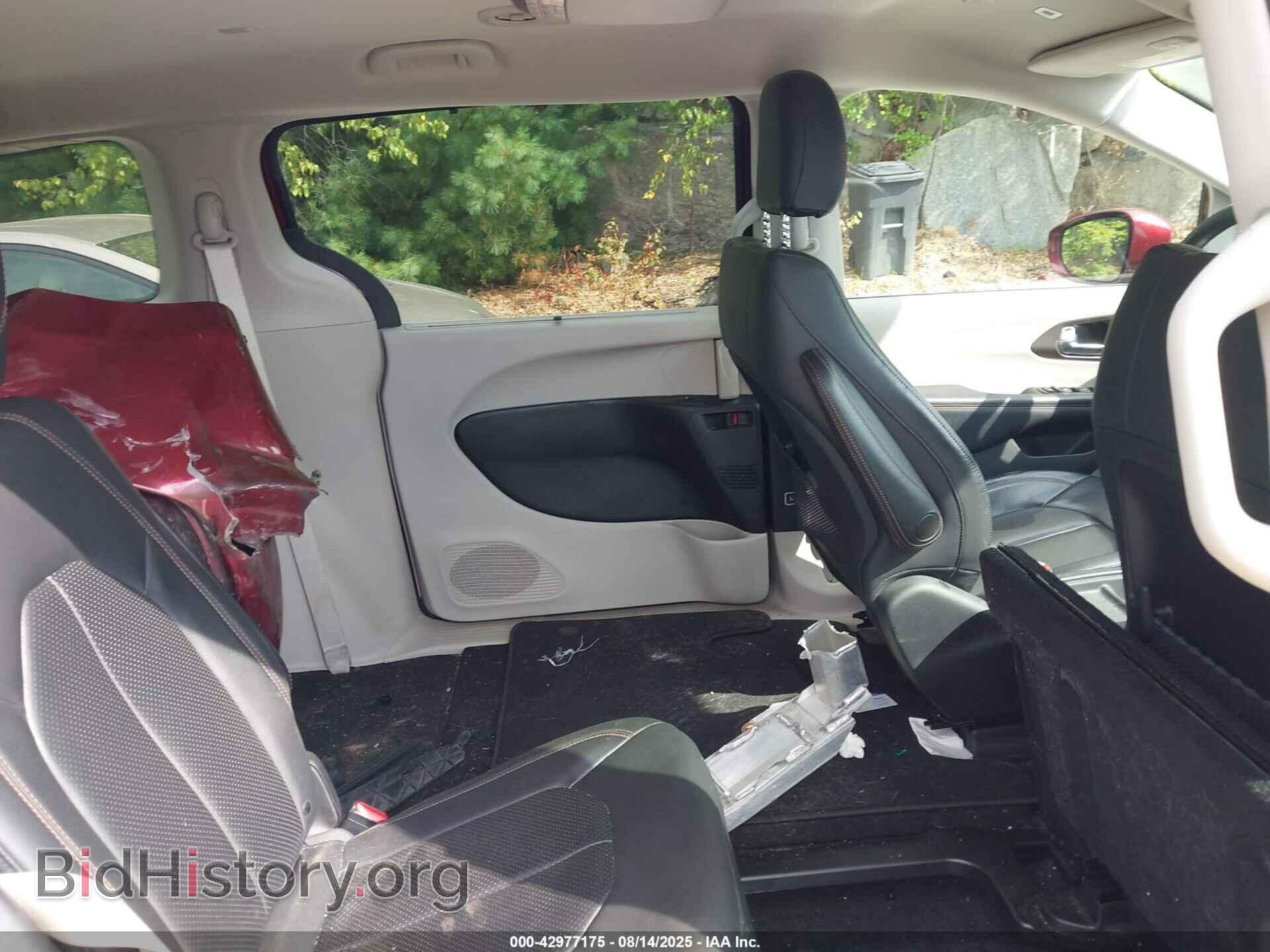2019 CHRYSLER PACIFICA - VIN: 2C4RC1BG3KR667605 - Фото 8