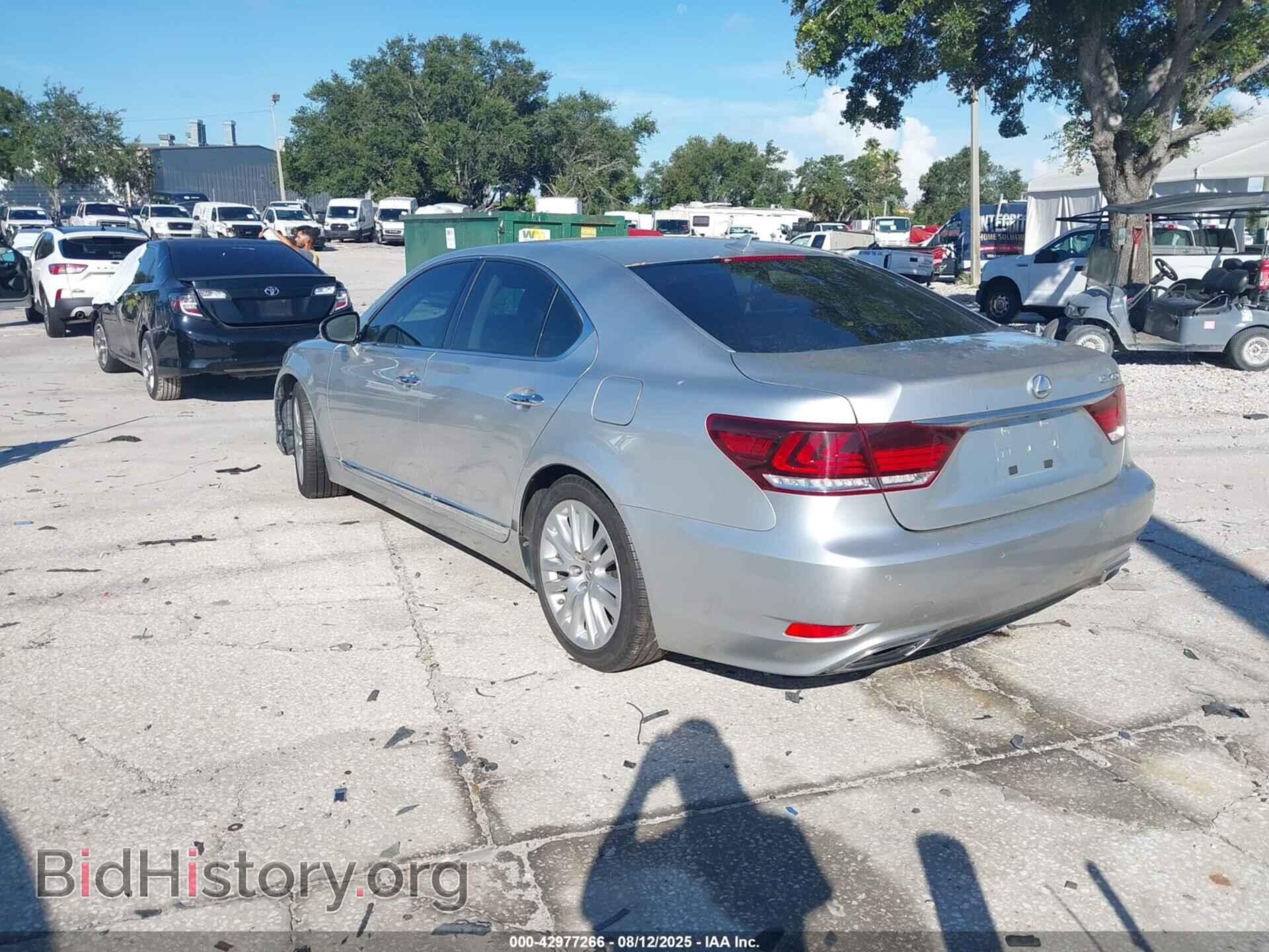 2013 LEXUS LS 460 - VIN: JTHBL5EF3D5121266 - Photo 3