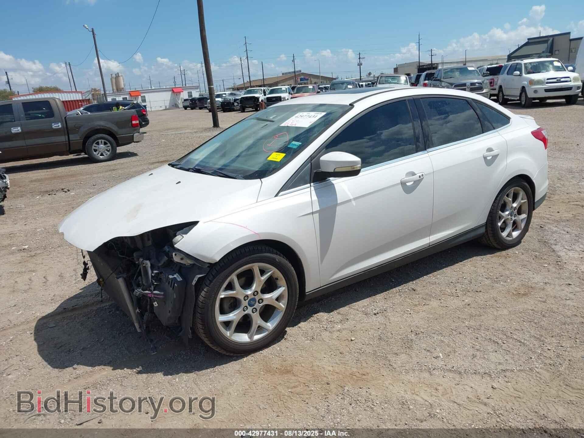 2013 FORD FOCUS - VIN: 1FADP3J28DL163567 - Фото 2