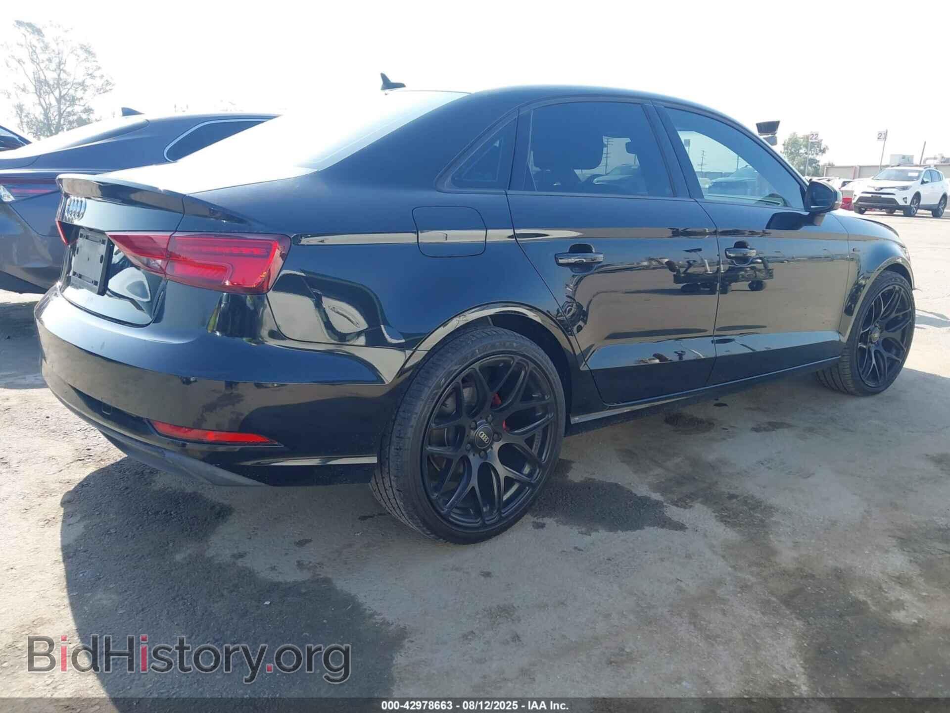 2018 AUDI A3 - VIN: WAUAUGFF7J1013446 - Фото 4