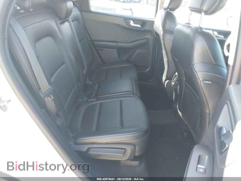2020 Ford ESCAPE (VIN 1FMCU9H65LUA51386) — фото 8 из 16