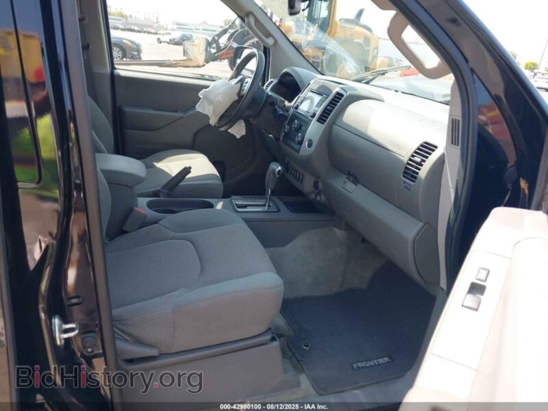 2016 Nissan FRONTIER (VIN 1N6AD0EV4GN751741) — photo 5 of 16