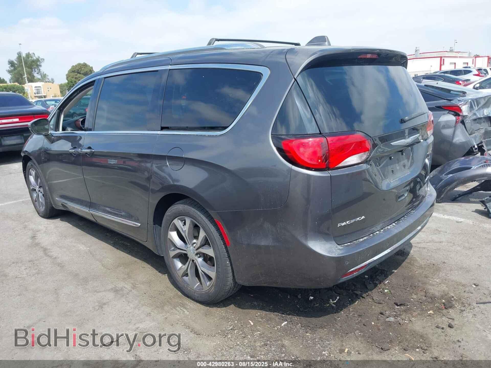 2017 CHRYSLER PACIFICA - VIN: 2C4RC1GG3HR559650 - Фото 3