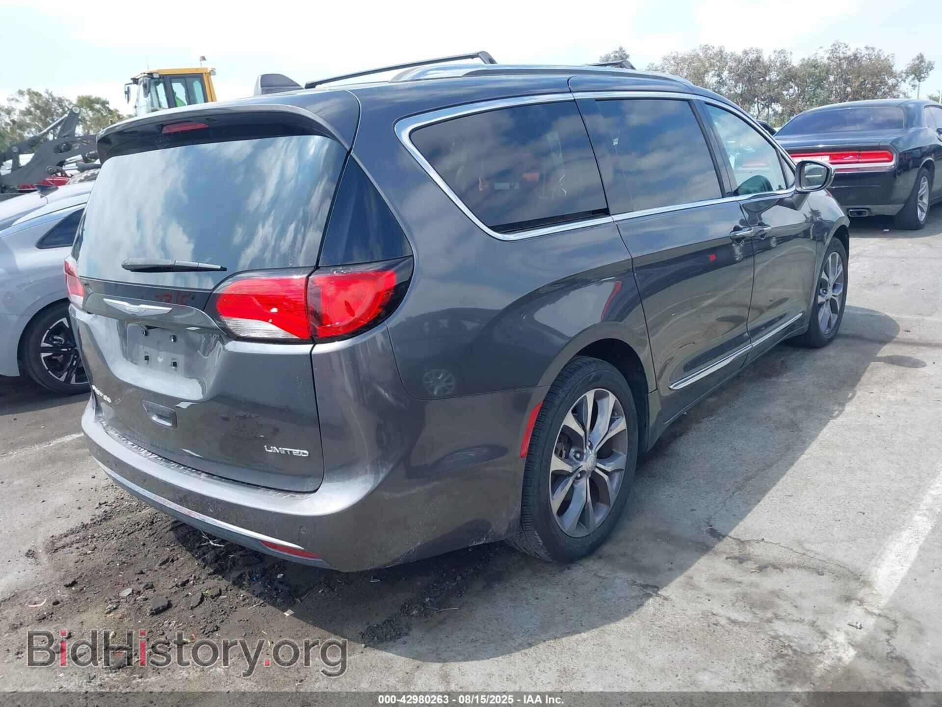 2017 CHRYSLER PACIFICA - VIN: 2C4RC1GG3HR559650 - Фото 4