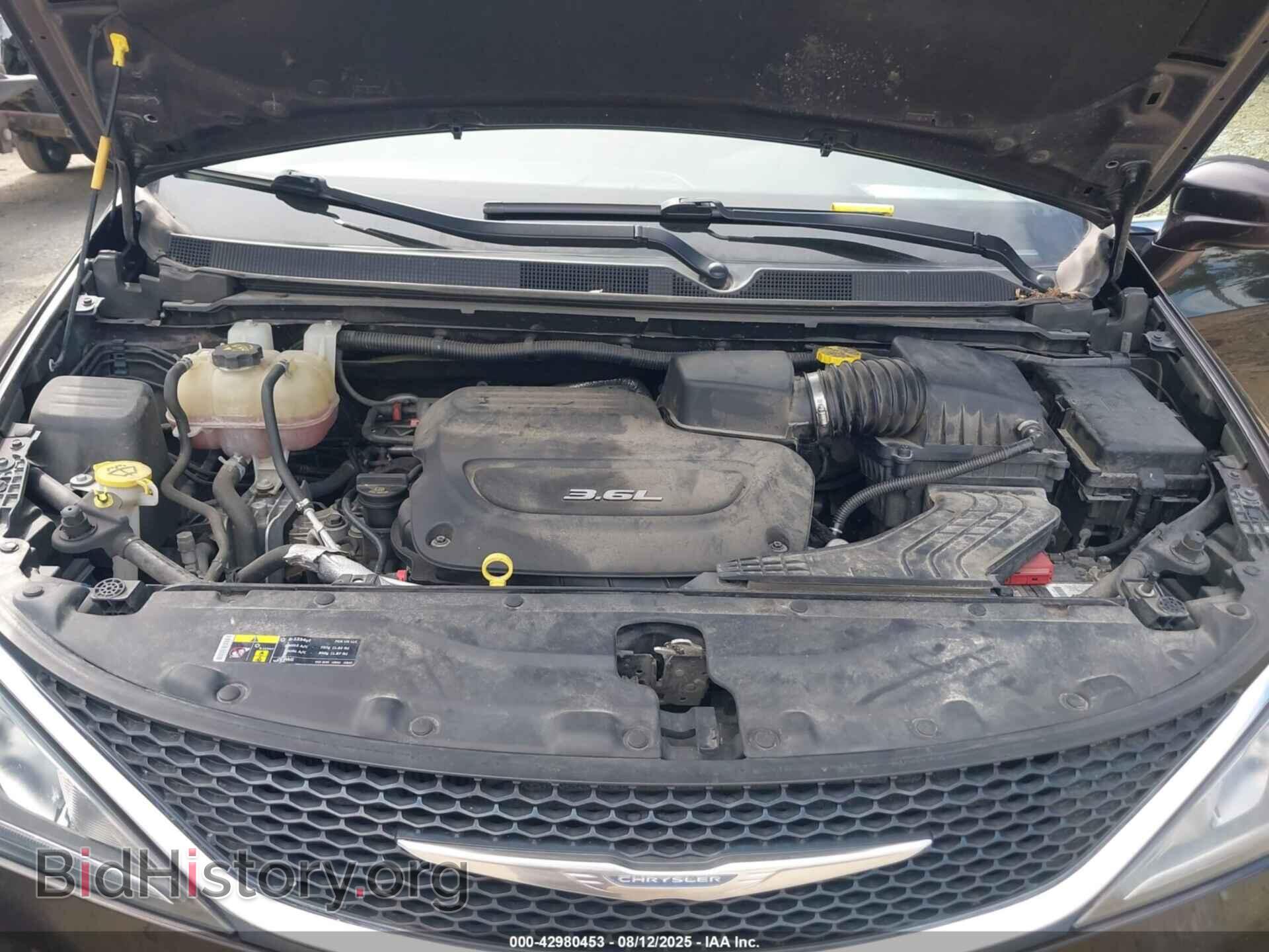 2017 CHRYSLER PACIFICA - VIN: 2C4RC1BG9HR729100 - Фото 10