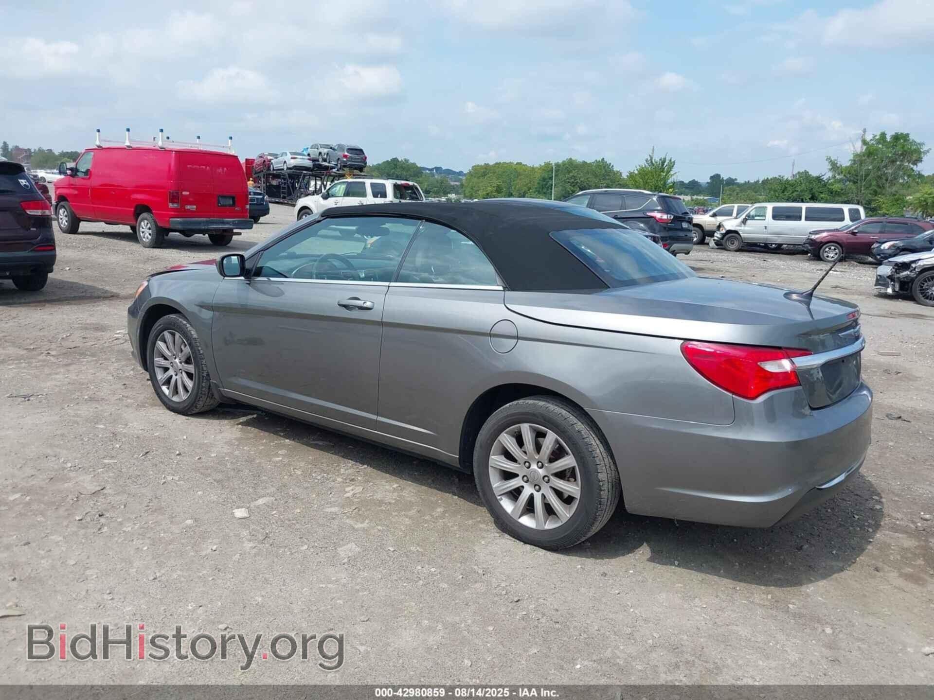 2012 CHRYSLER 200 - VIN: 1C3BCBEB8CN218625 - Фото 3