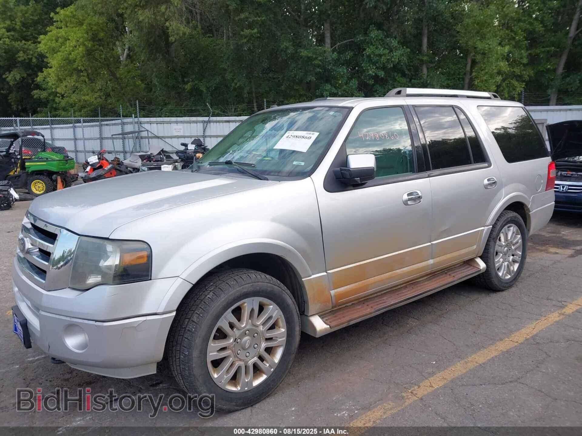 2011 FORD EXPEDITION - VIN: 1FMJU2A58BEF39370 - Фото 2
