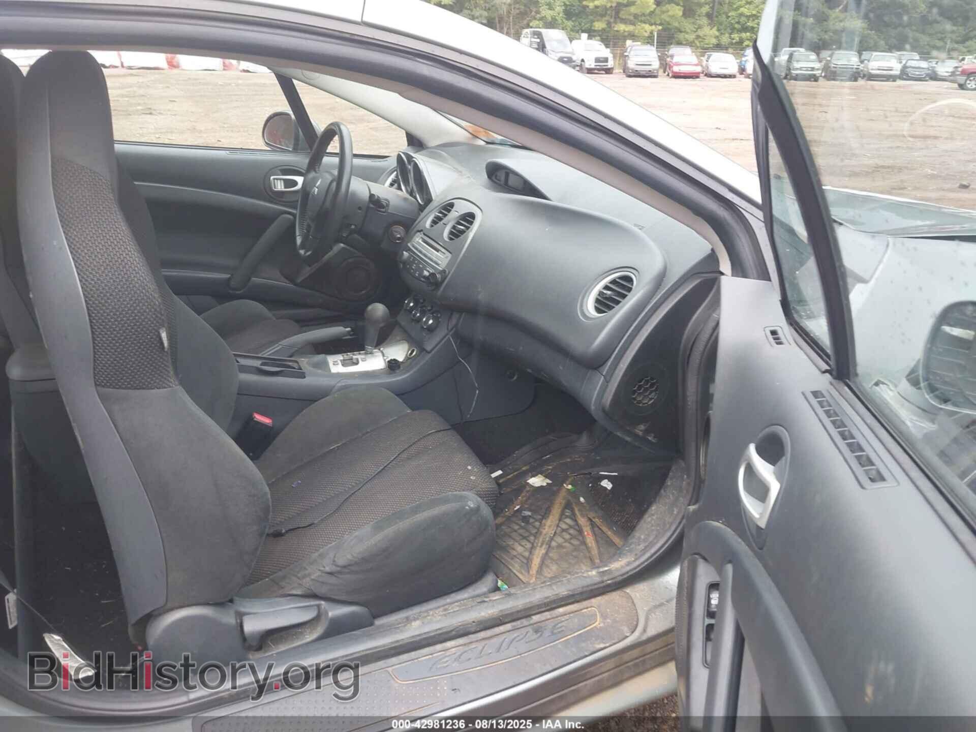 2008 MITSUBISHI ECLIPSE - VIN: 4A3AK24F38E040111 - Photo 5