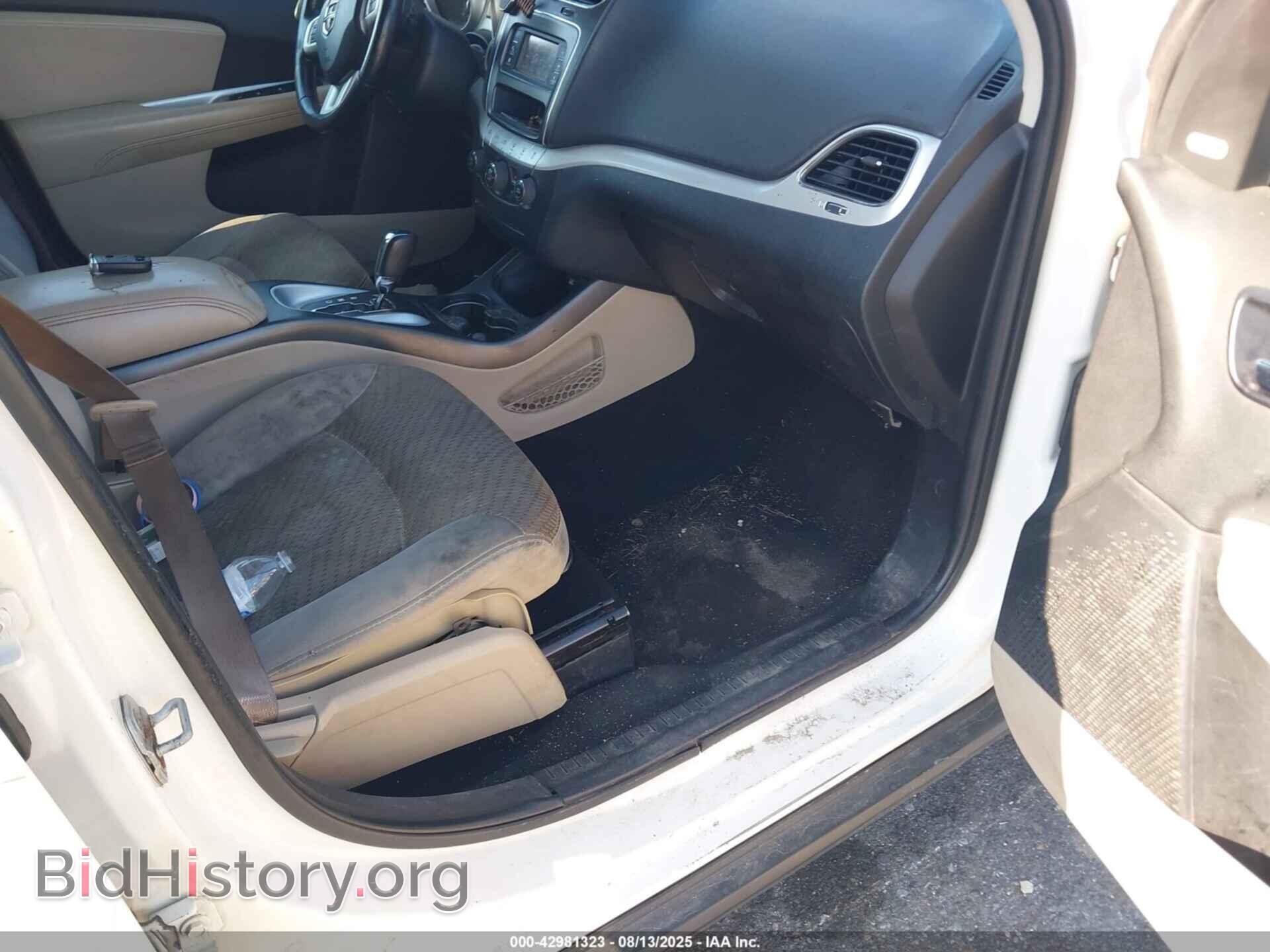 2011 DODGE JOURNEY - VIN: 3D4PG3FG5BT569063 - Фото 5